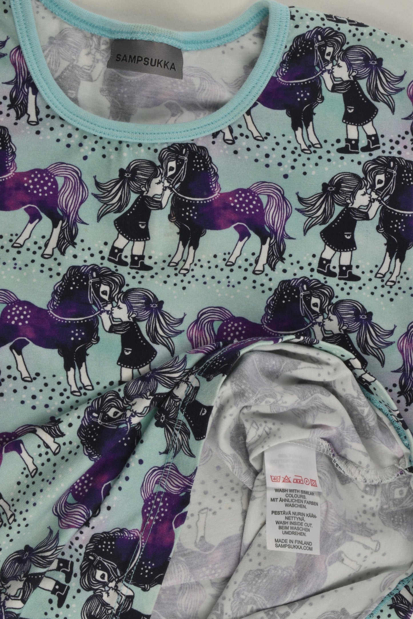 Sampsukka Size 8-9 (130 cm) T-shirt