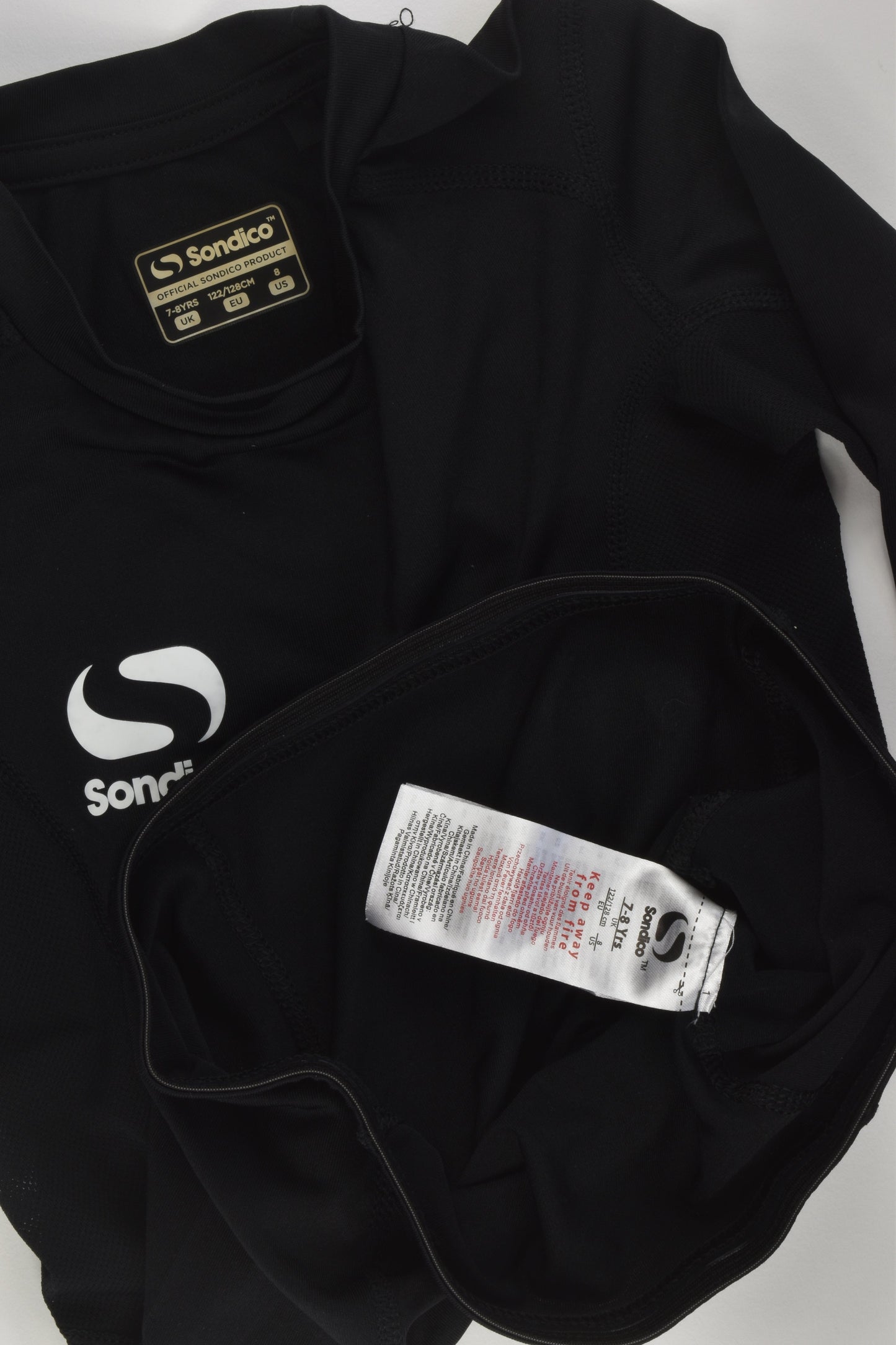 Sondico Size 7-8 Baselayer Top