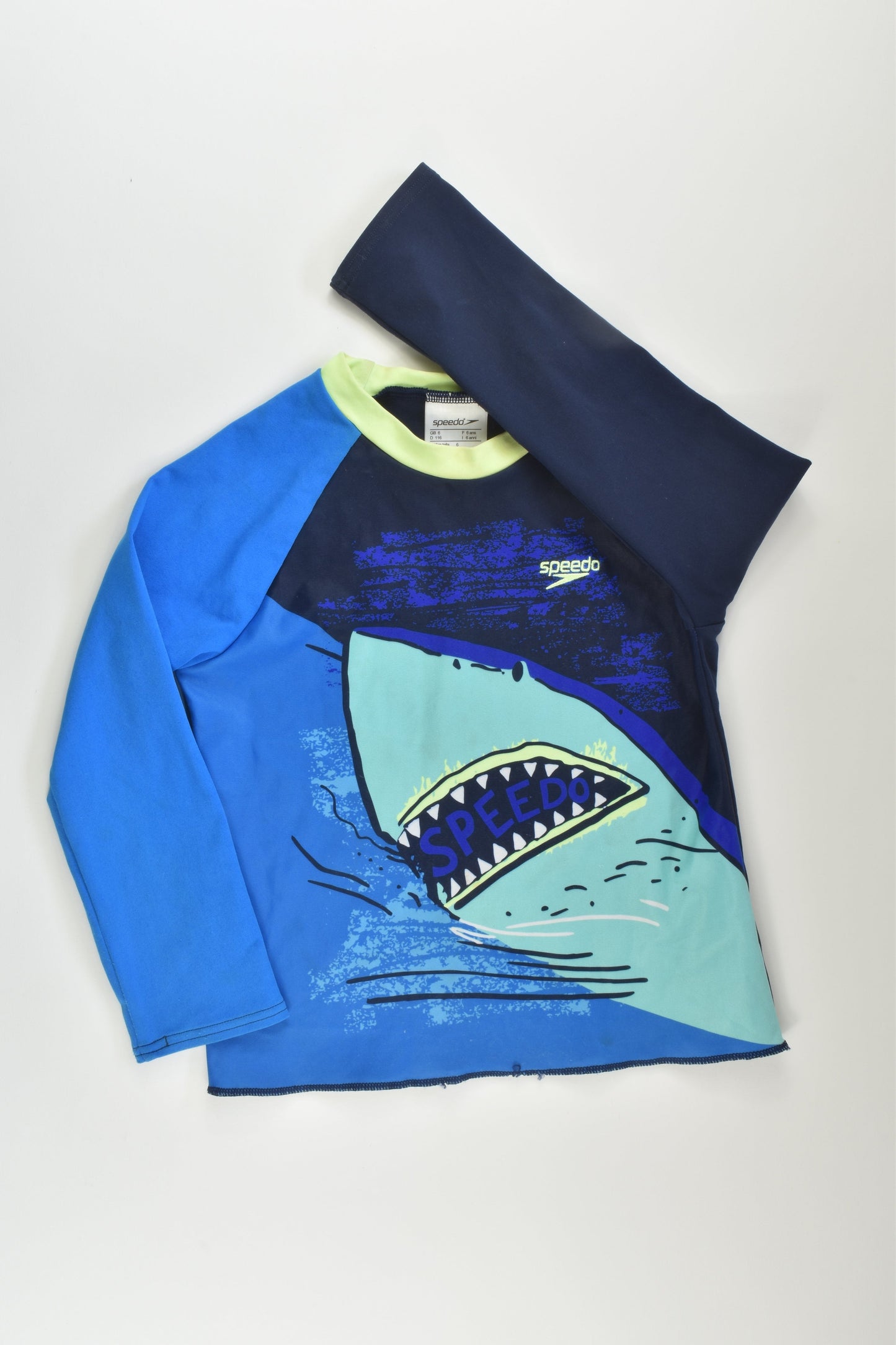 Speedo Size 6 Shark Rashie Top