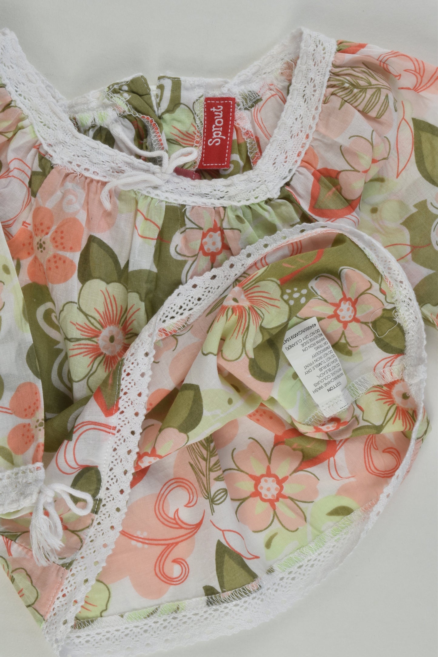 Sprout Size 00 Floral Blouse