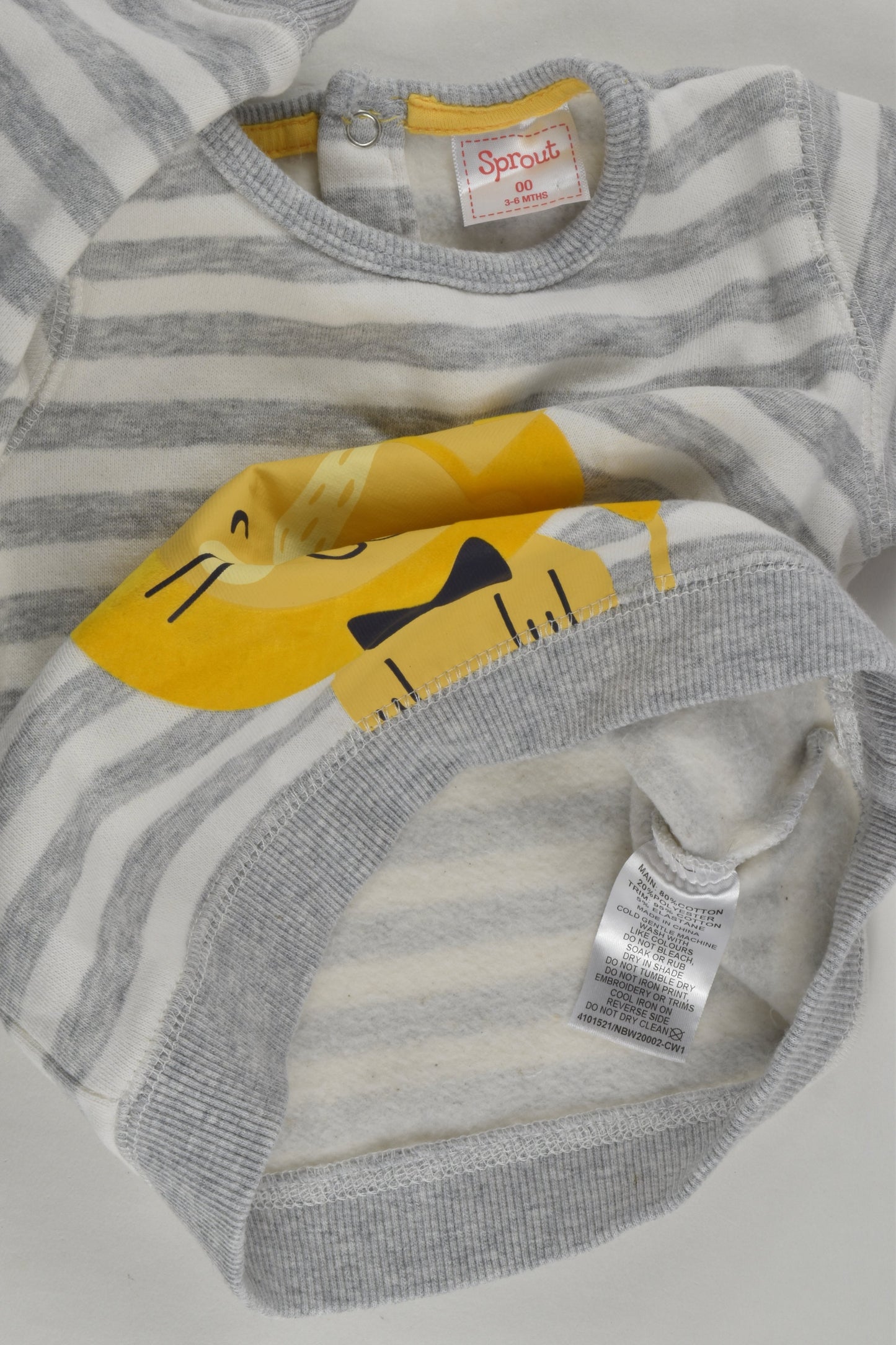 Sprout Size 00 Lion Sweater