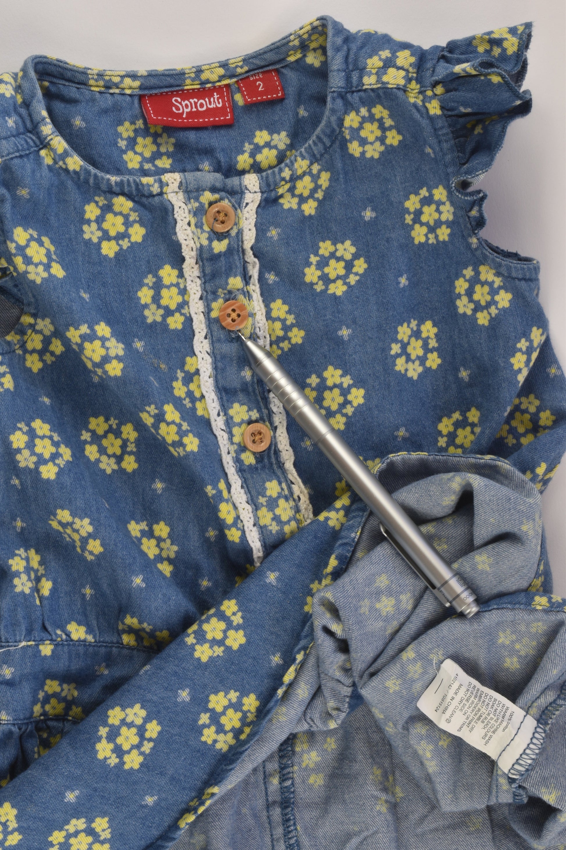 Sprout Size 2 Lightweight Floral Denim Dress