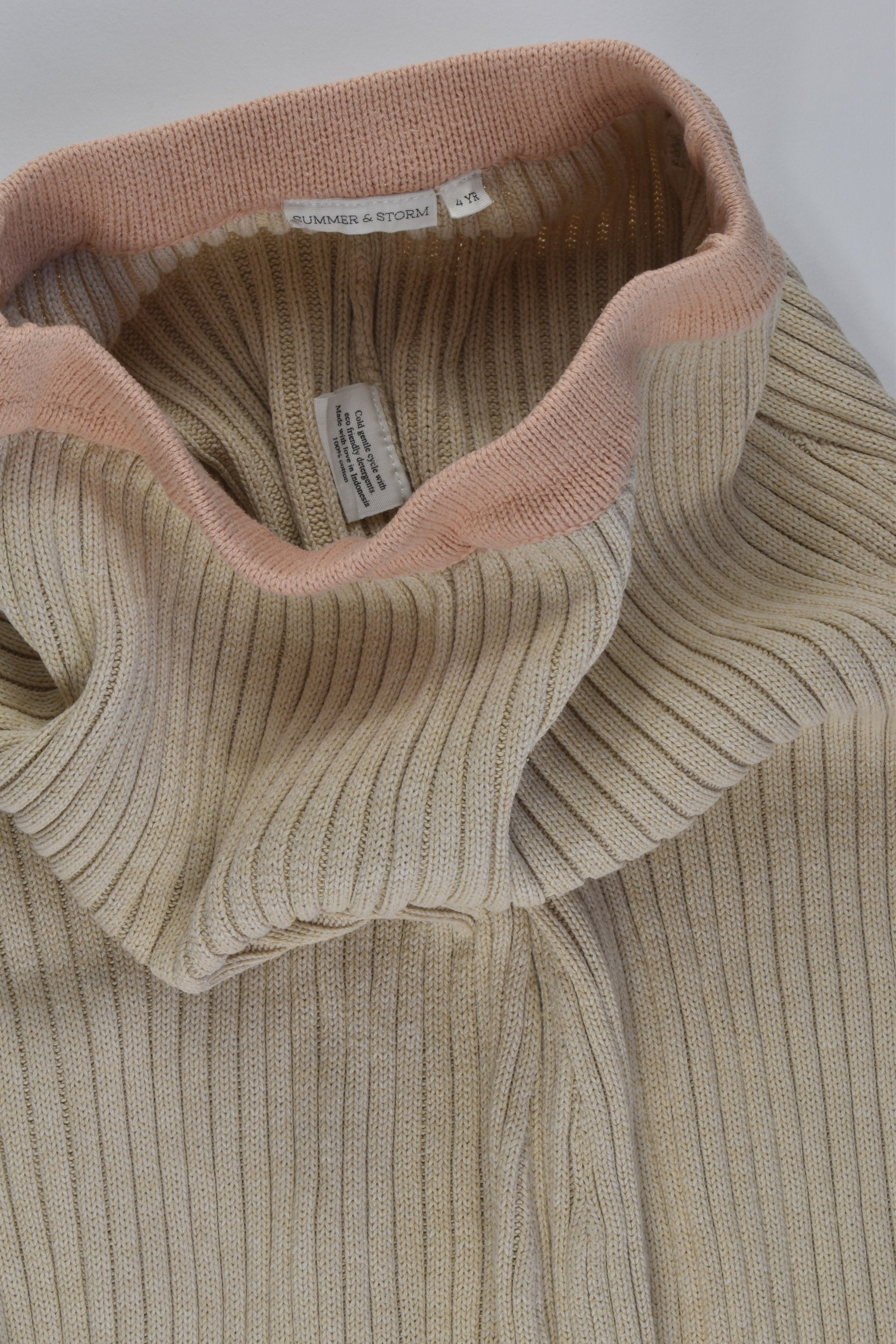 Summer & Storm Size 4 Knit Pants