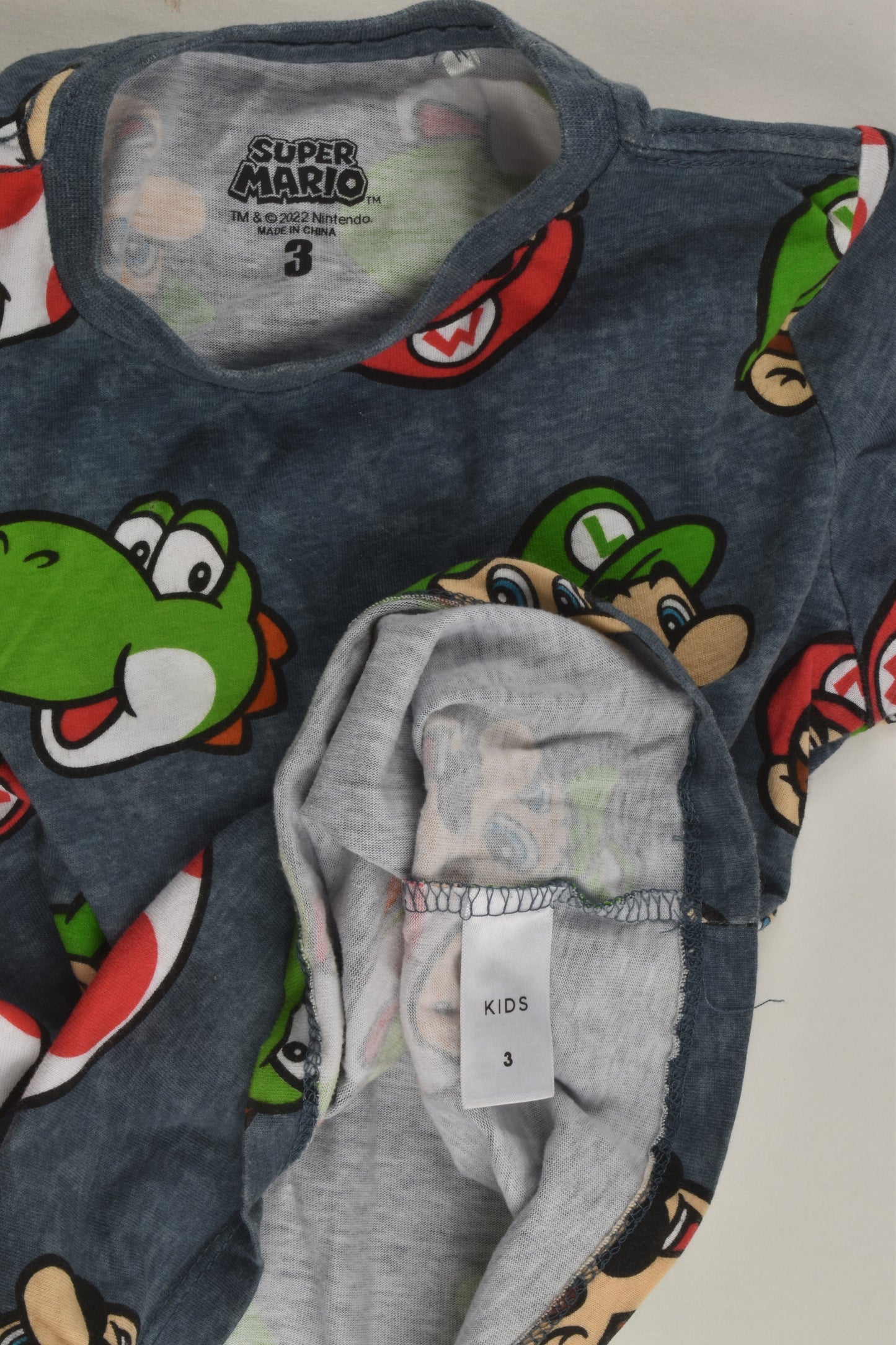 Target Size 3 Super Mario T-shirt