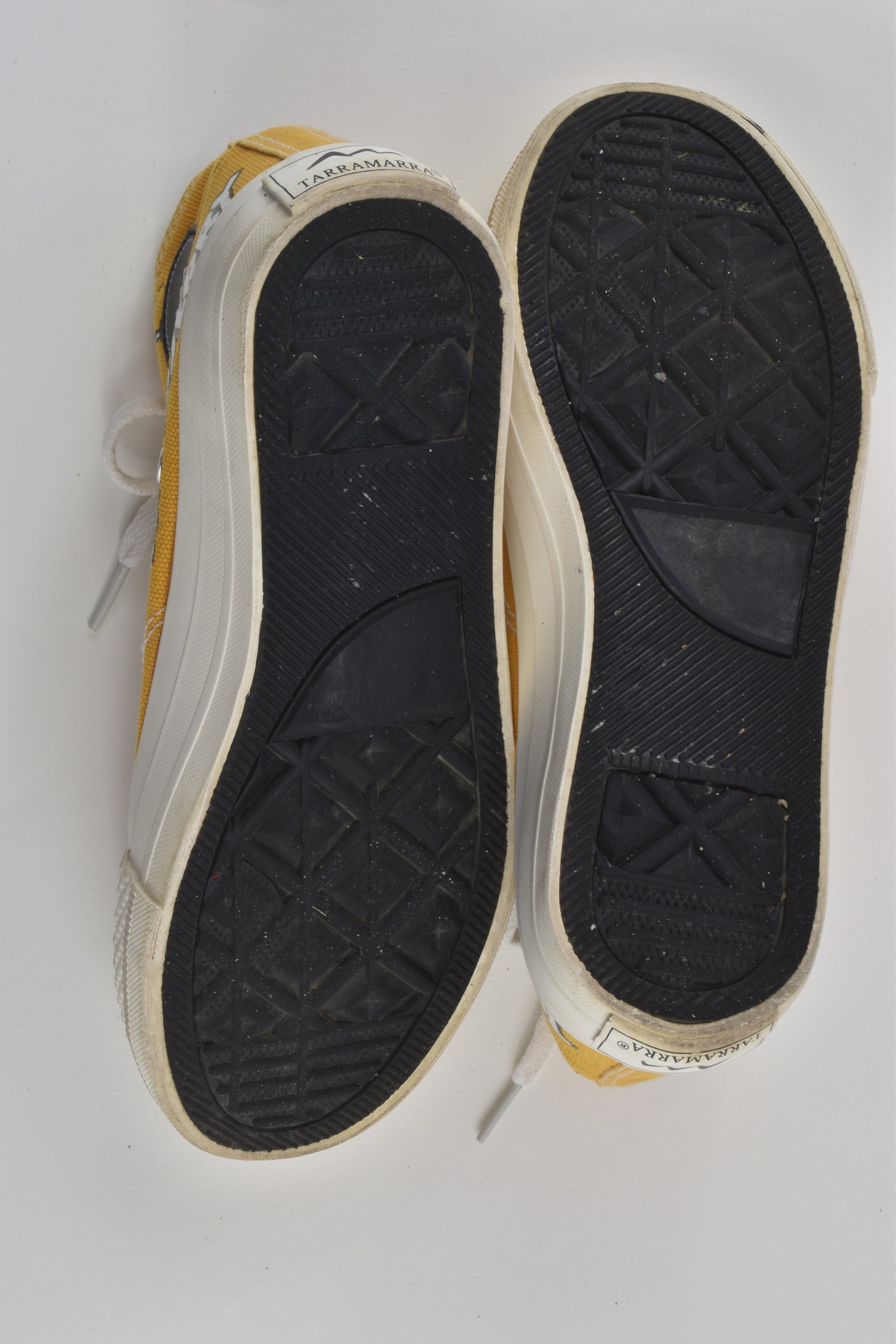 Tarramarra Size AUS 5 Tom & Jerry Shoes