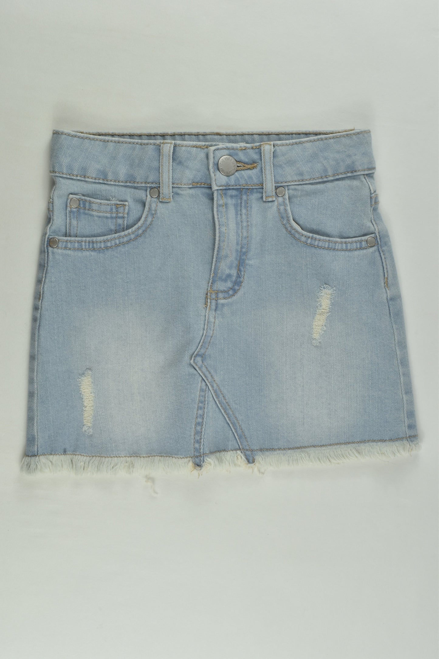 The 1964 Denim Company Size 4 Denim Skirt