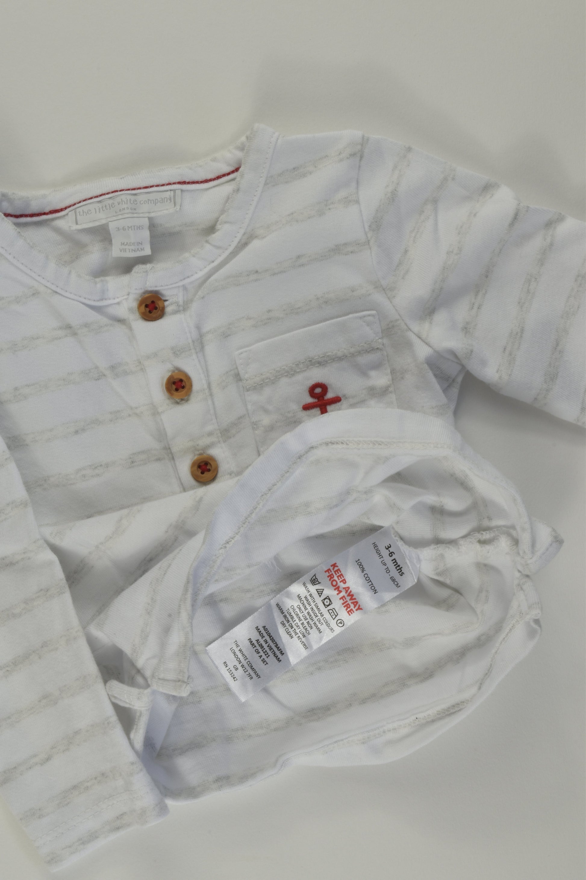 The Little White Company Size 00 Nautical Top