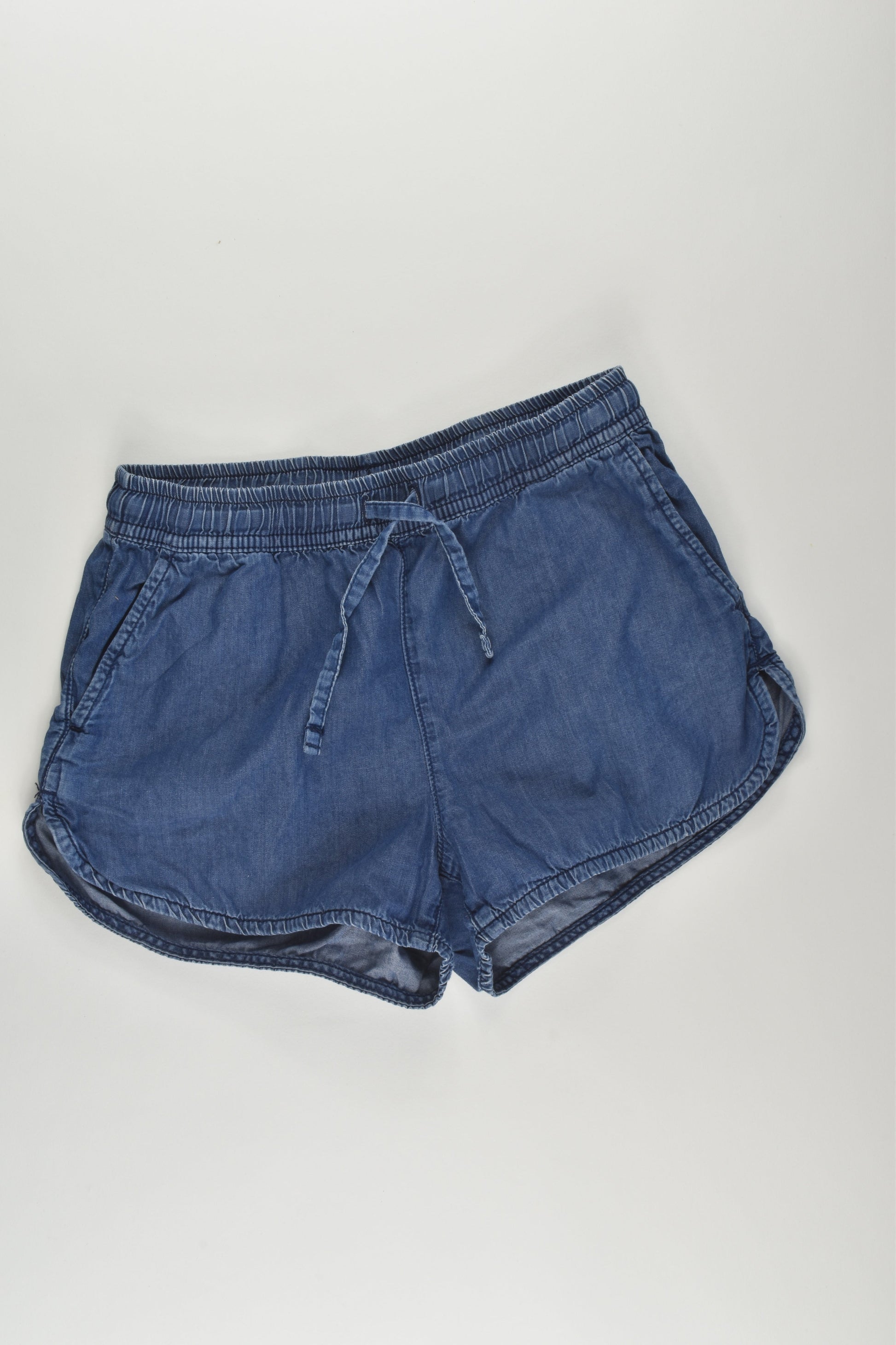 Tilii Size 10 Lightweight Denim Shorts