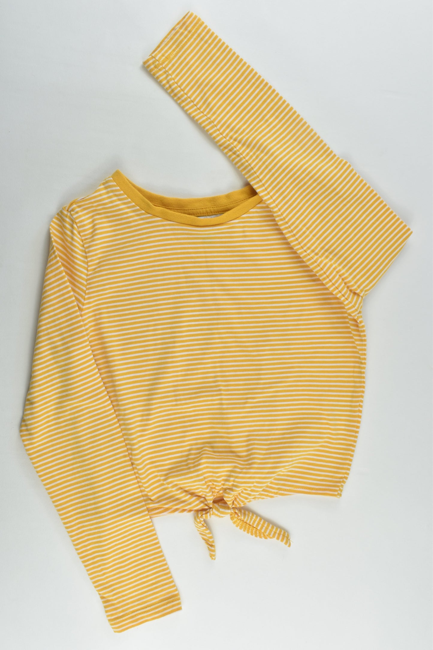 Tilii Size 8 Striped Mustard Tie Front Top