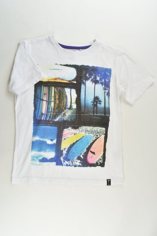 Tilt Size 10 Beach View T-shirt