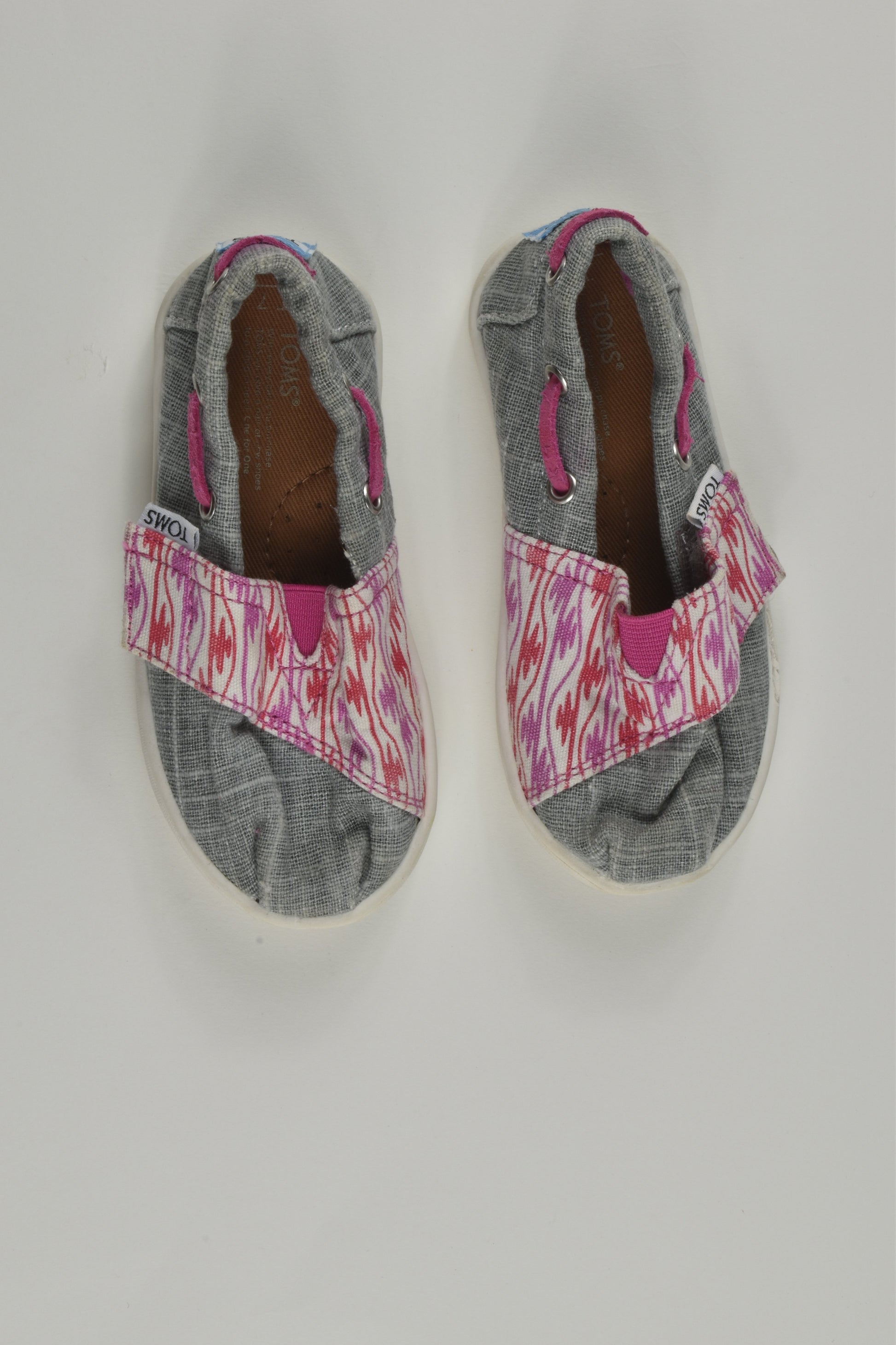 Toms Size US 7 Shoes