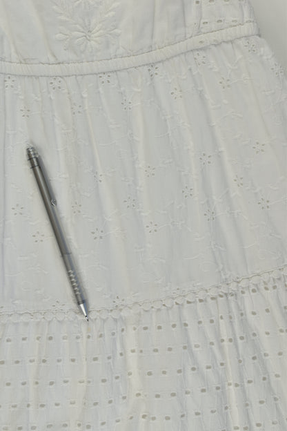 Tu Size 6 Lined Lined Embroidery Dress