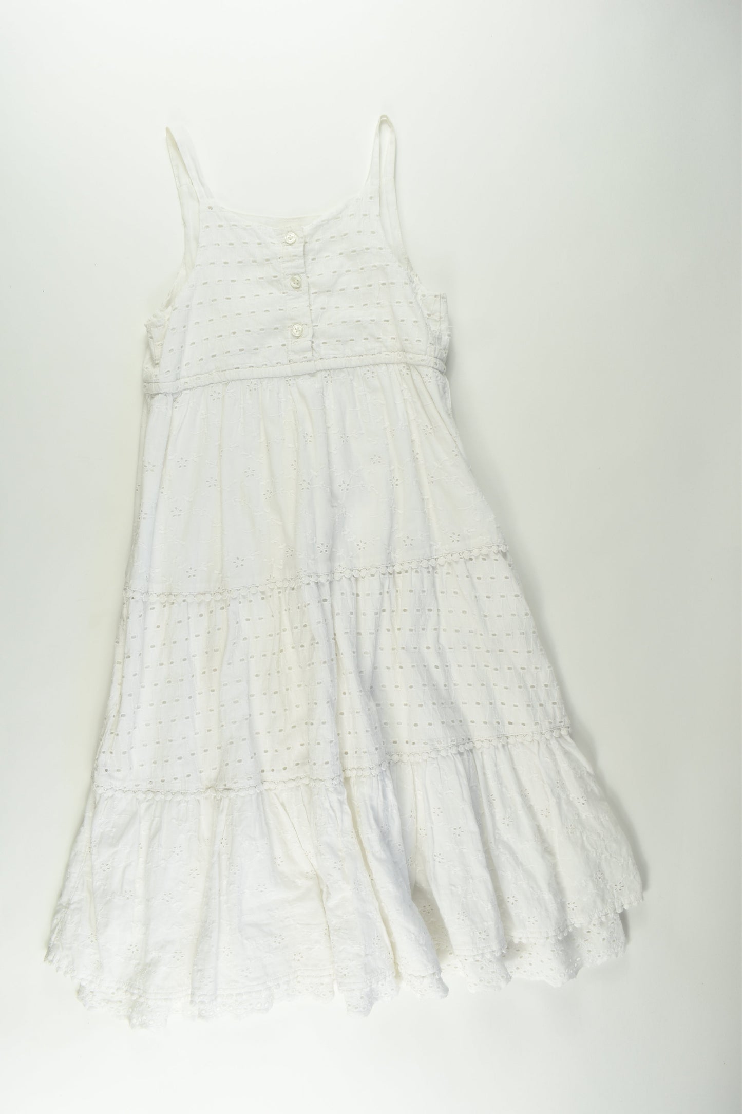 Tu Size 6 Lined Lined Embroidery Dress