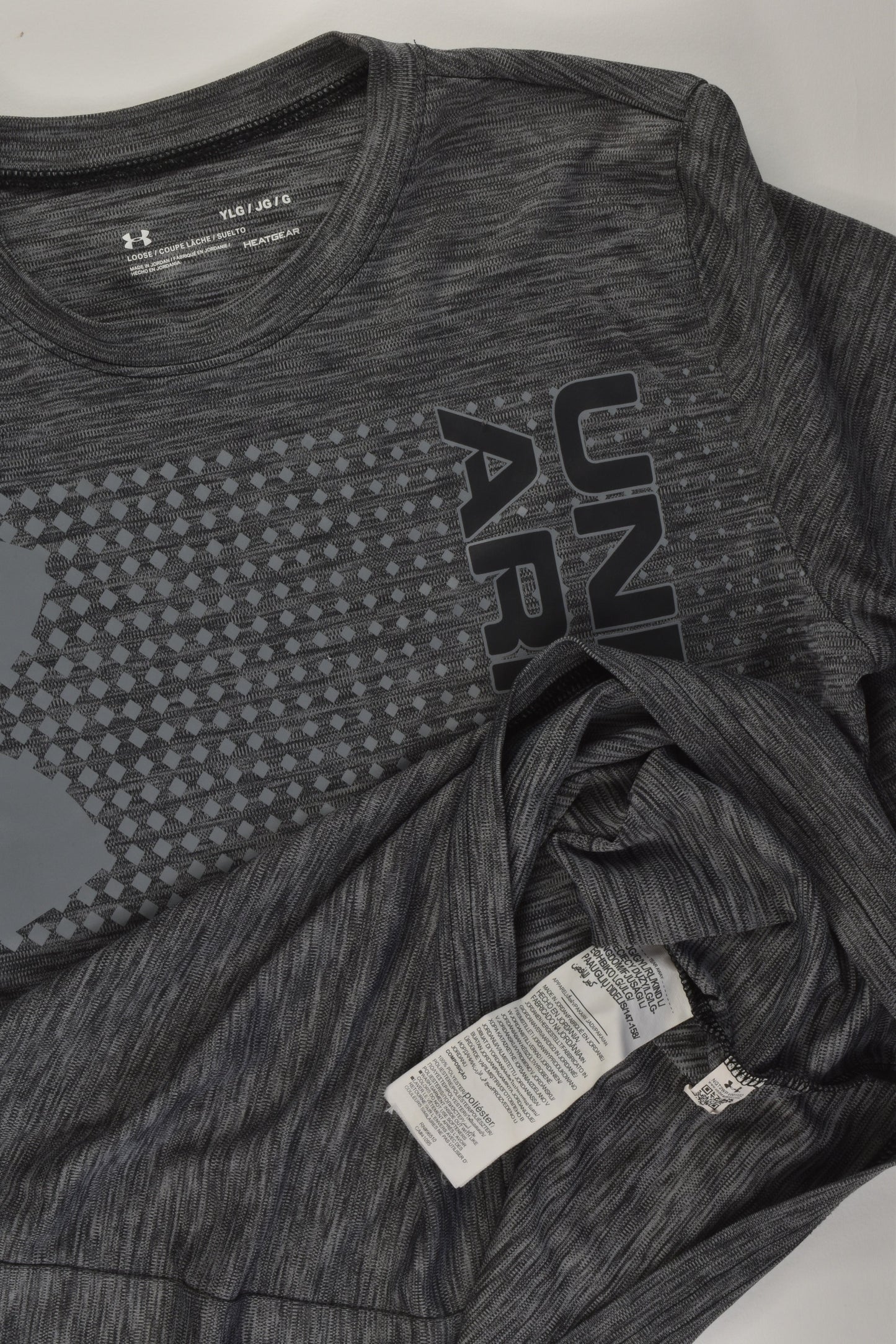 Under Armour Size approx 14 Sport T-shirt