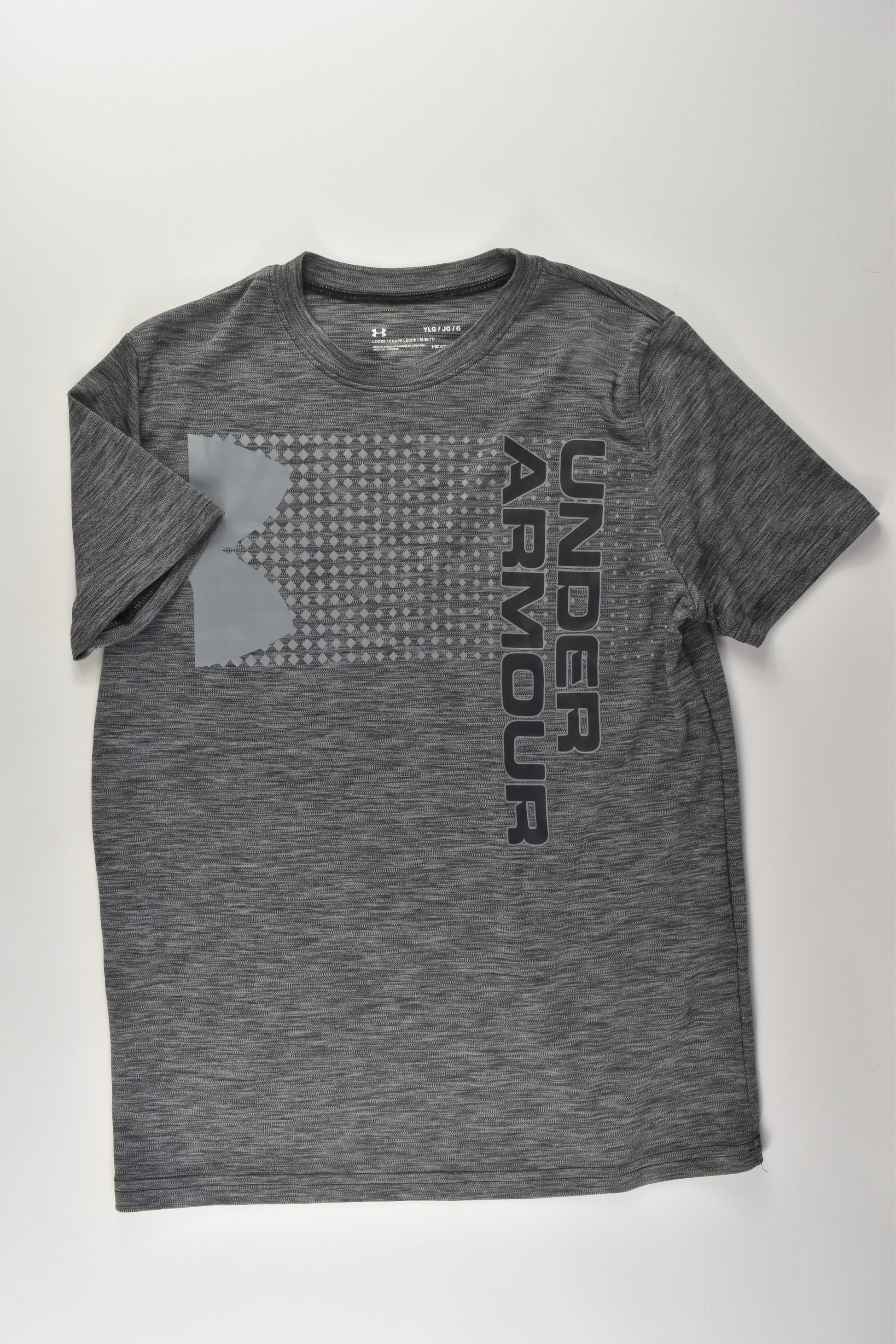 Under Armour Size approx 14 Sport T-shirt