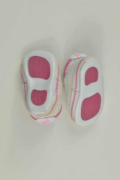 Volley Size 3 Soft Sole Shoes