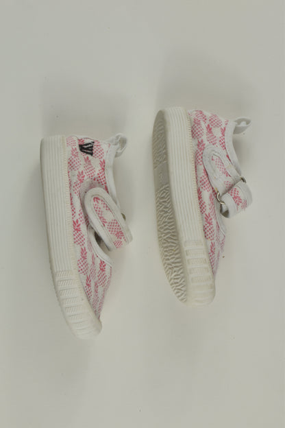 Walnut Melbourne Size EUR 23 Pineapples Shoes