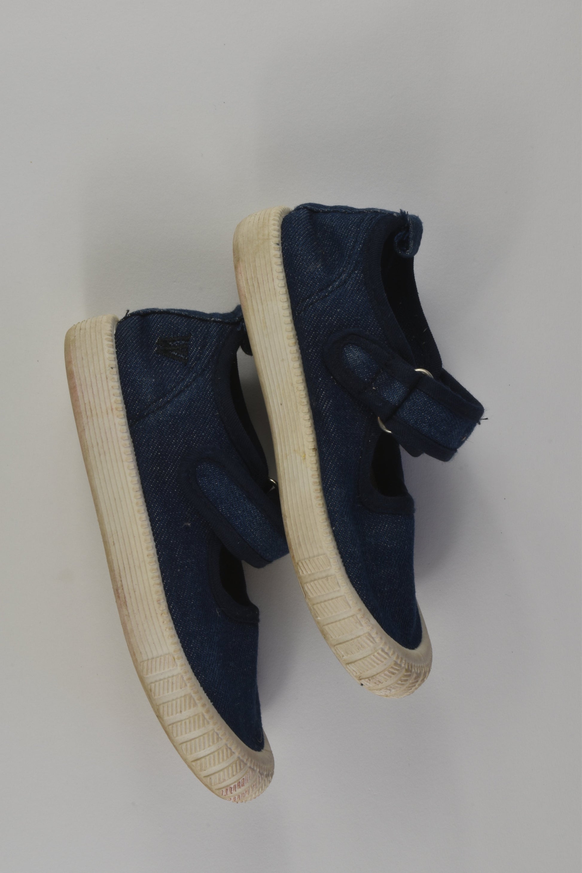 Walnut Melbourne Size EUR 27 Shoes