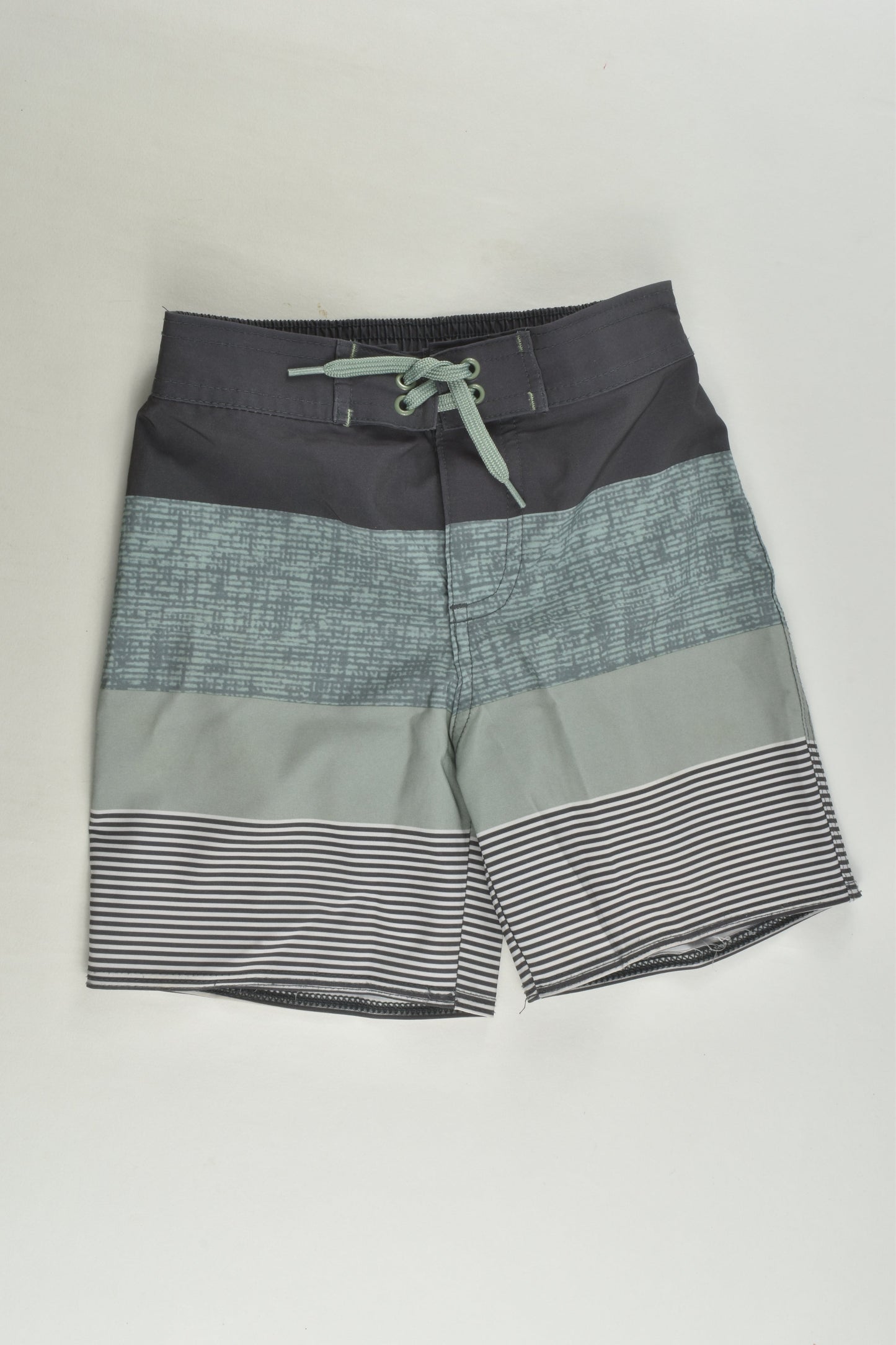 Wave Zone Size 3 Board Shorts