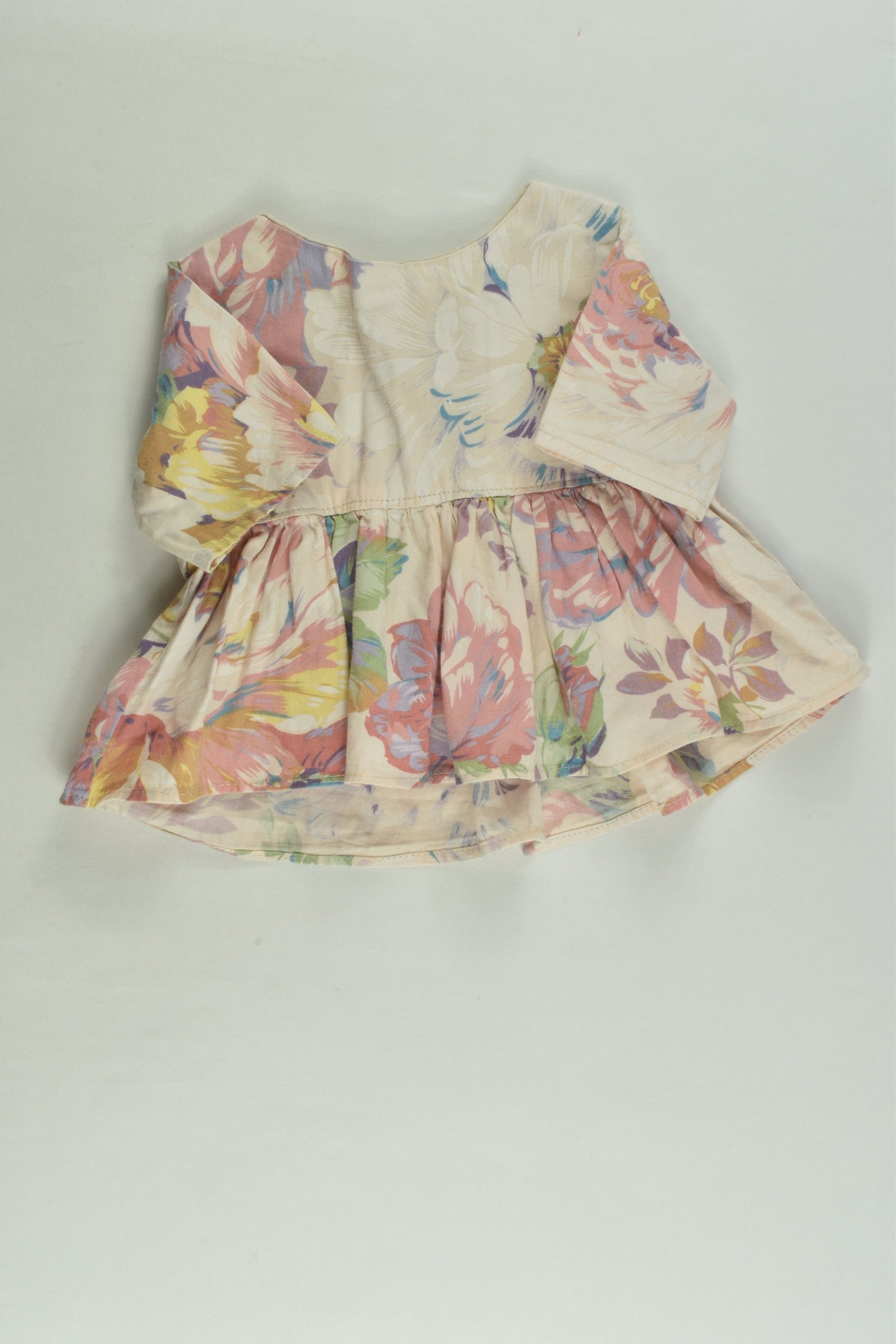 Will, Cee and Jay Size 00 Floral Peplum Top