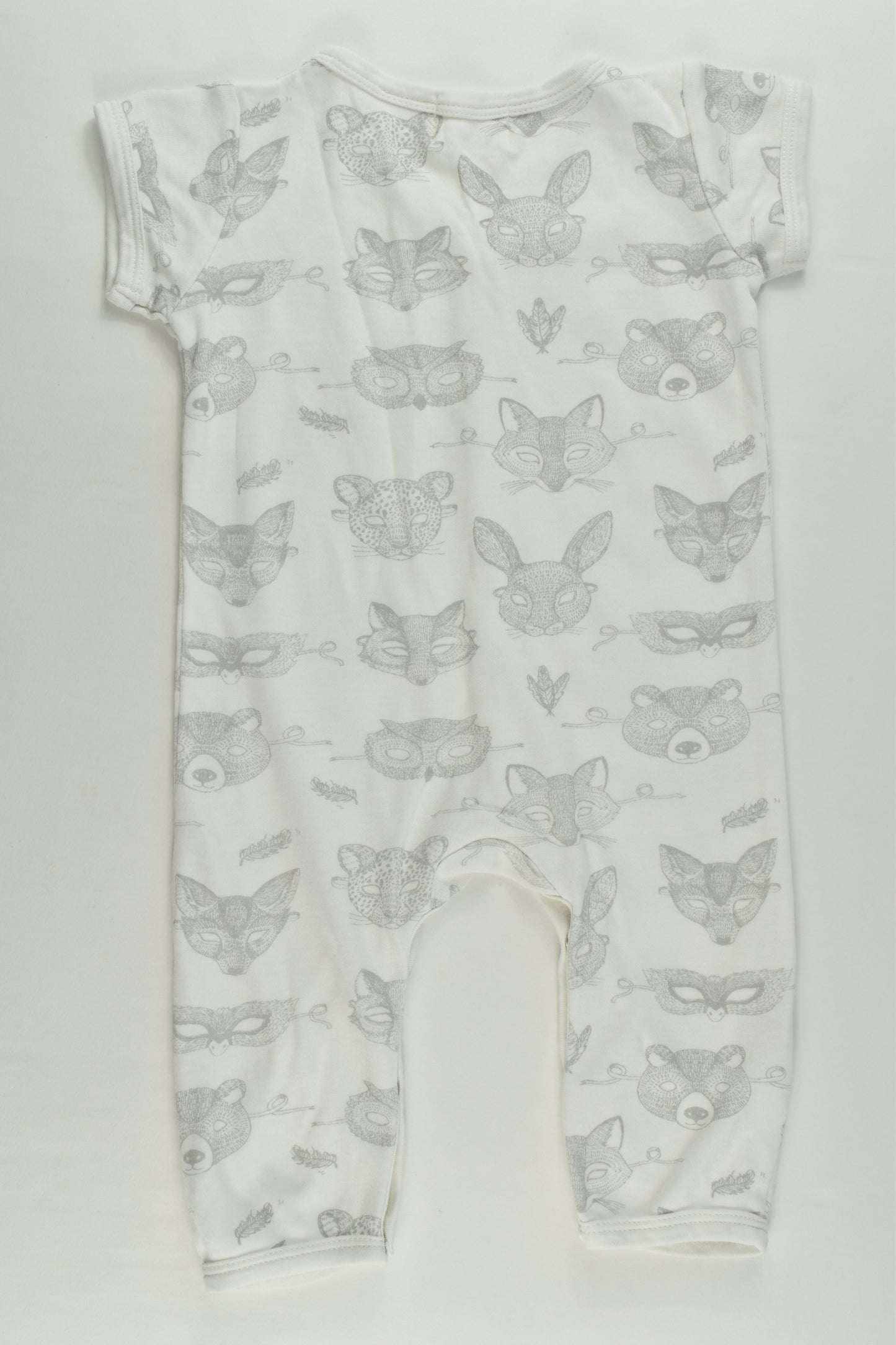 Wilson & Frenchy Size 00 (3-6 months) Short Romper