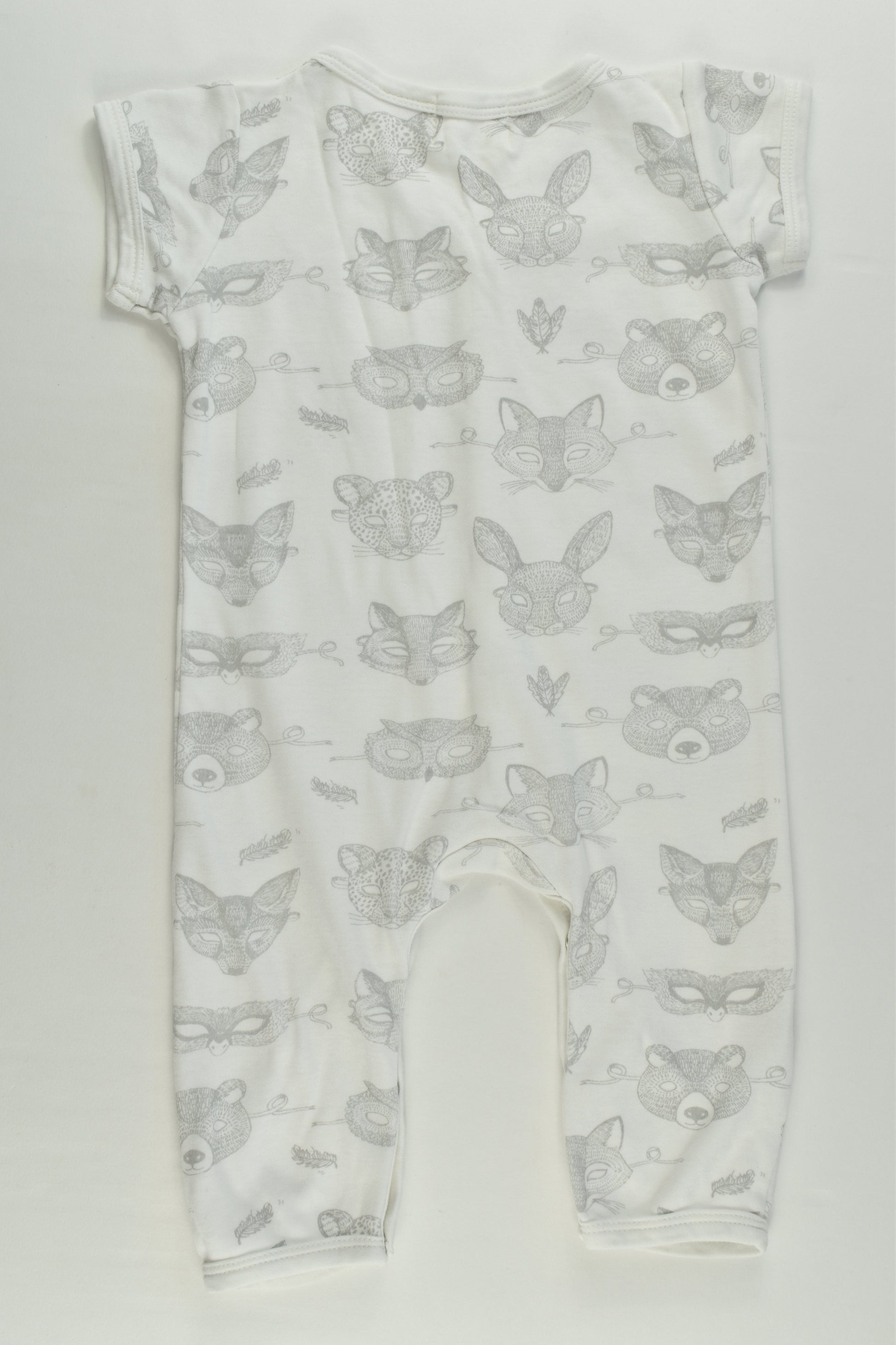 Wilson & Frenchy Size 00 (3-6 months) Short Romper