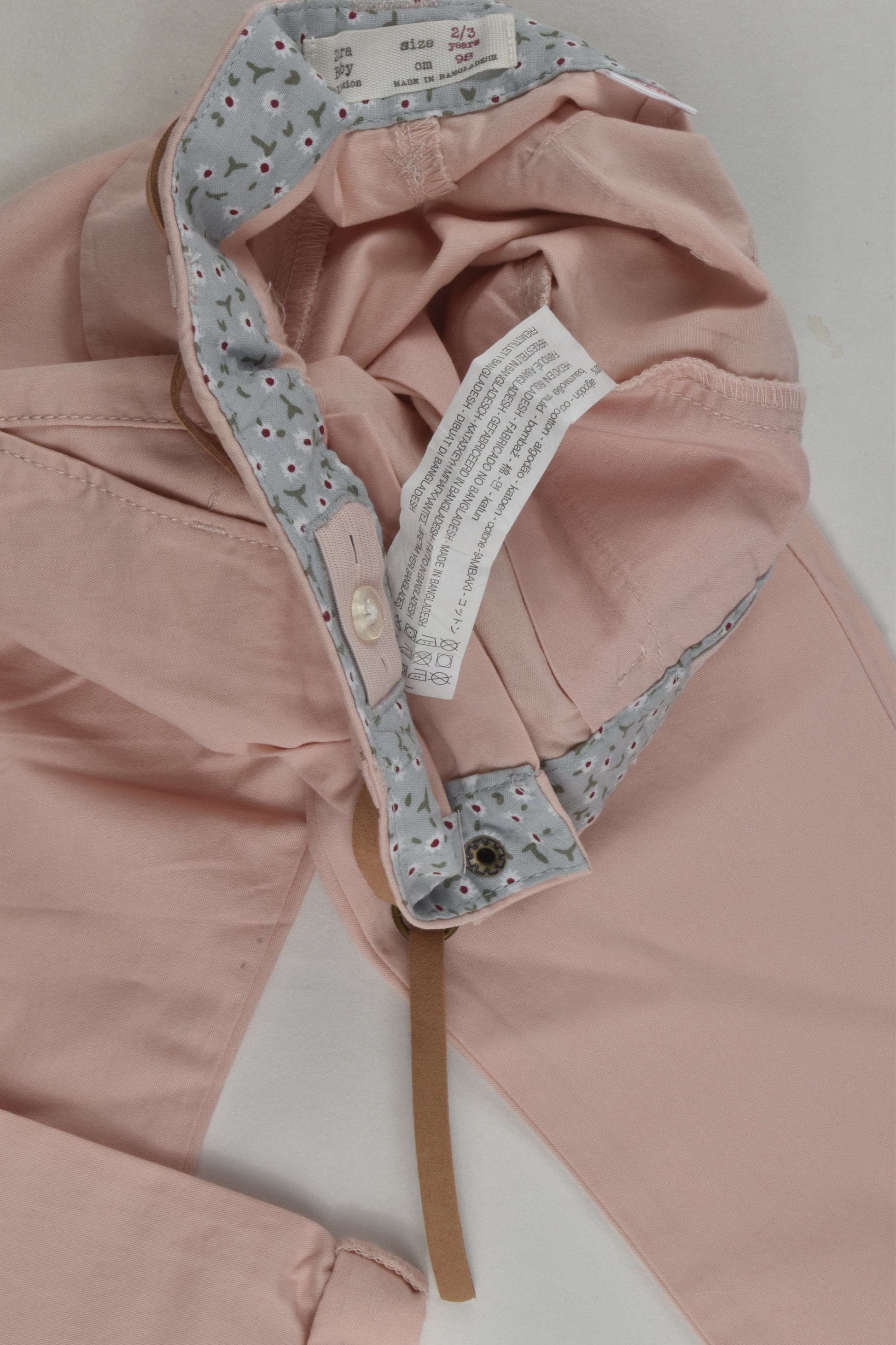 Zara Size 2/3 Pants with Belt