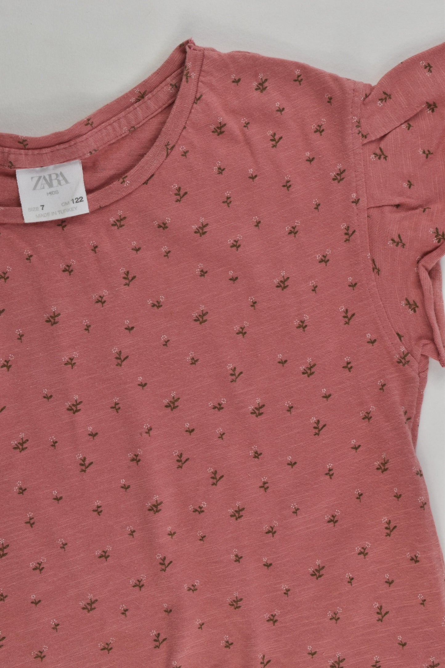 Zara Size 7 (122 cm) Floral T-shirt