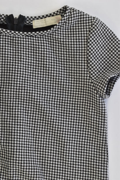 Zara Size 7/8 (128 cm) Winter Dress