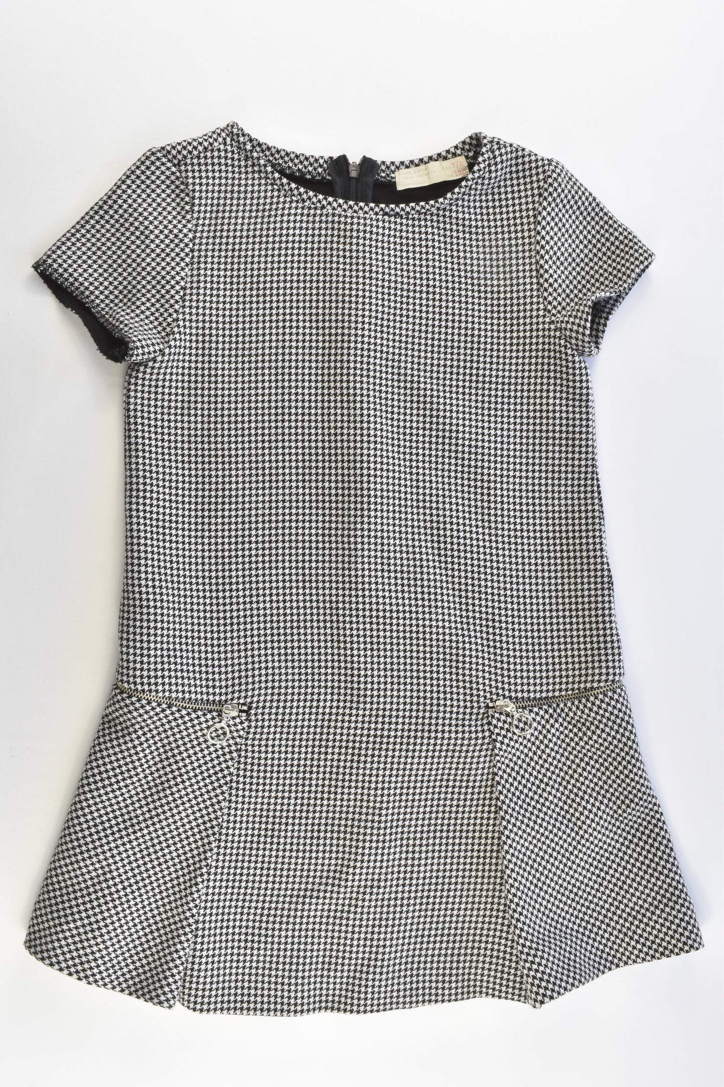 Zara Size 7/8 (128 cm) Winter Dress