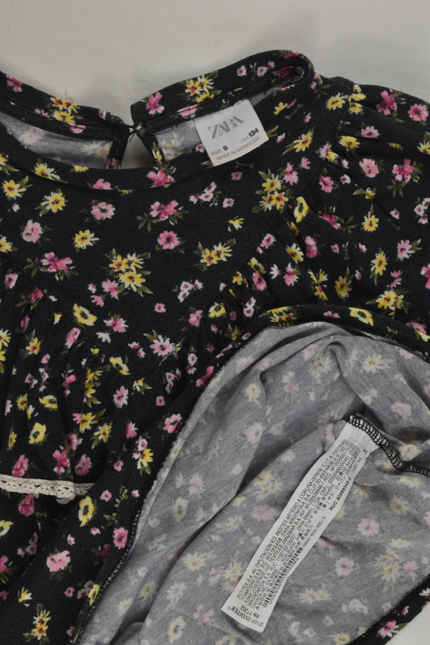 Zara Size 9 Floral Top