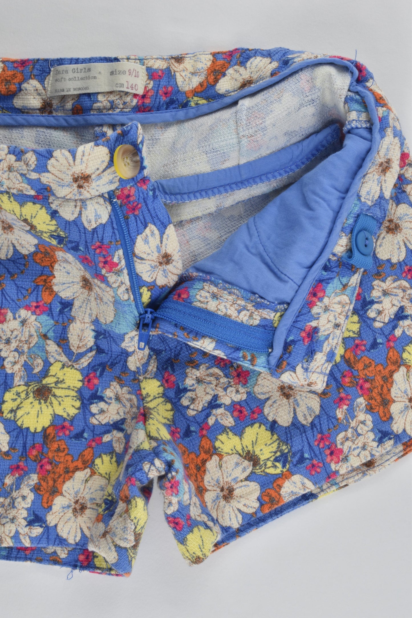 Zara Size 9/10 (140 cm) Floral Shorts