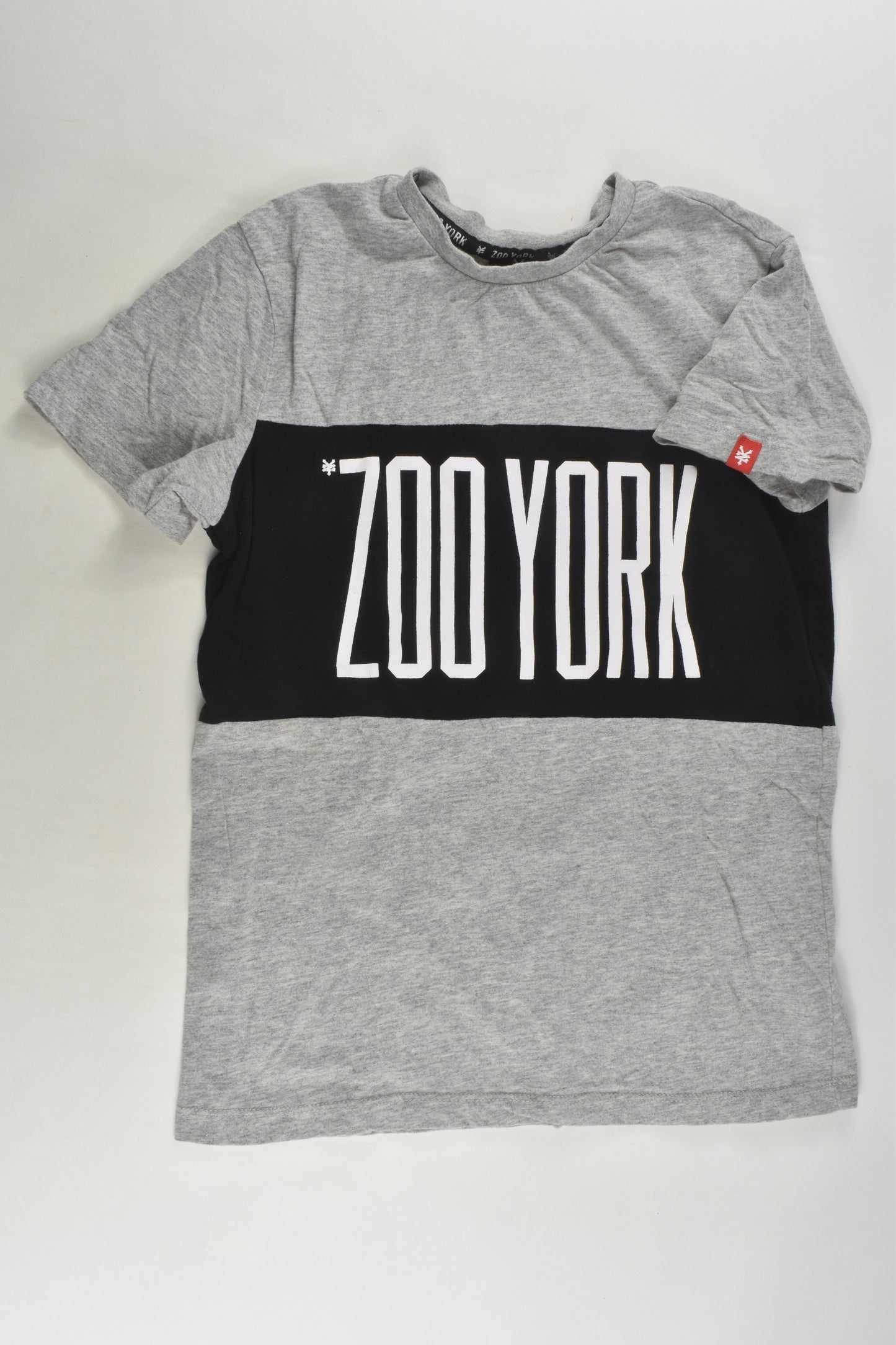 Zoo York Size 8 T-shirt