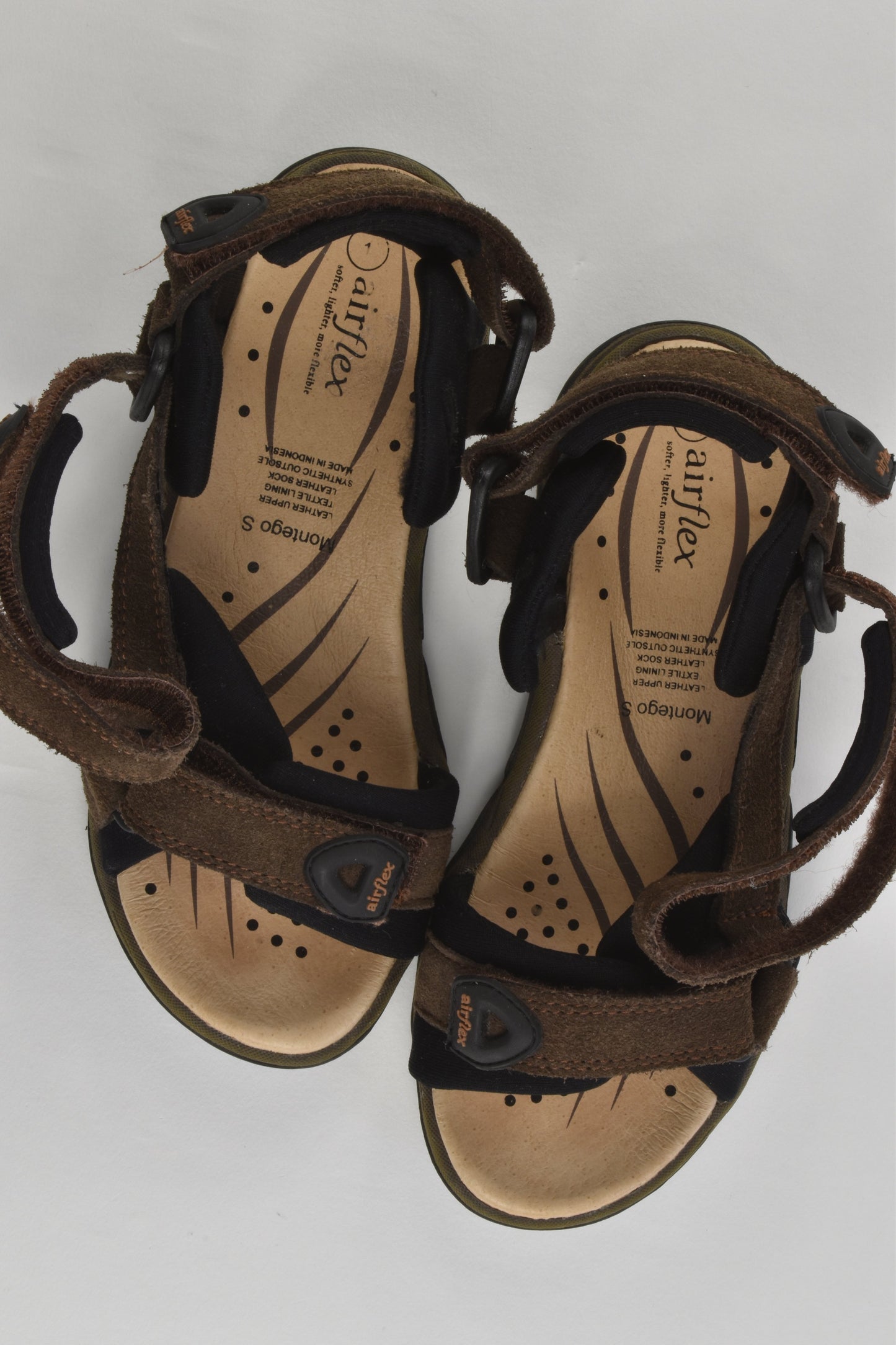 Airflex Size 1 (33) Leather Sandals