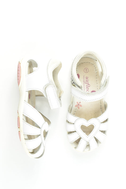 Airflex Size 7 Leather Sandals
