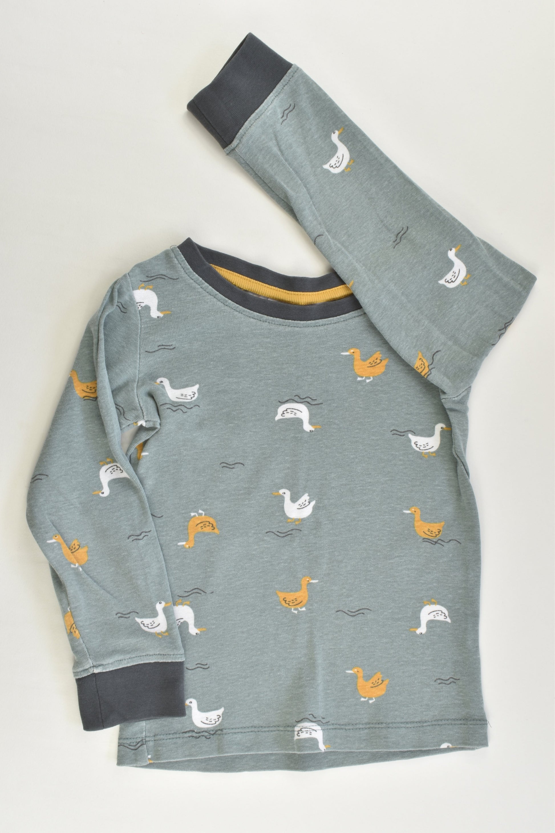 Anko Size 3 Ducks Top
