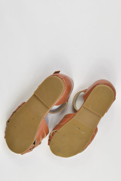 Arabella and Rose Size 9 Tan Polly Summer Shoes