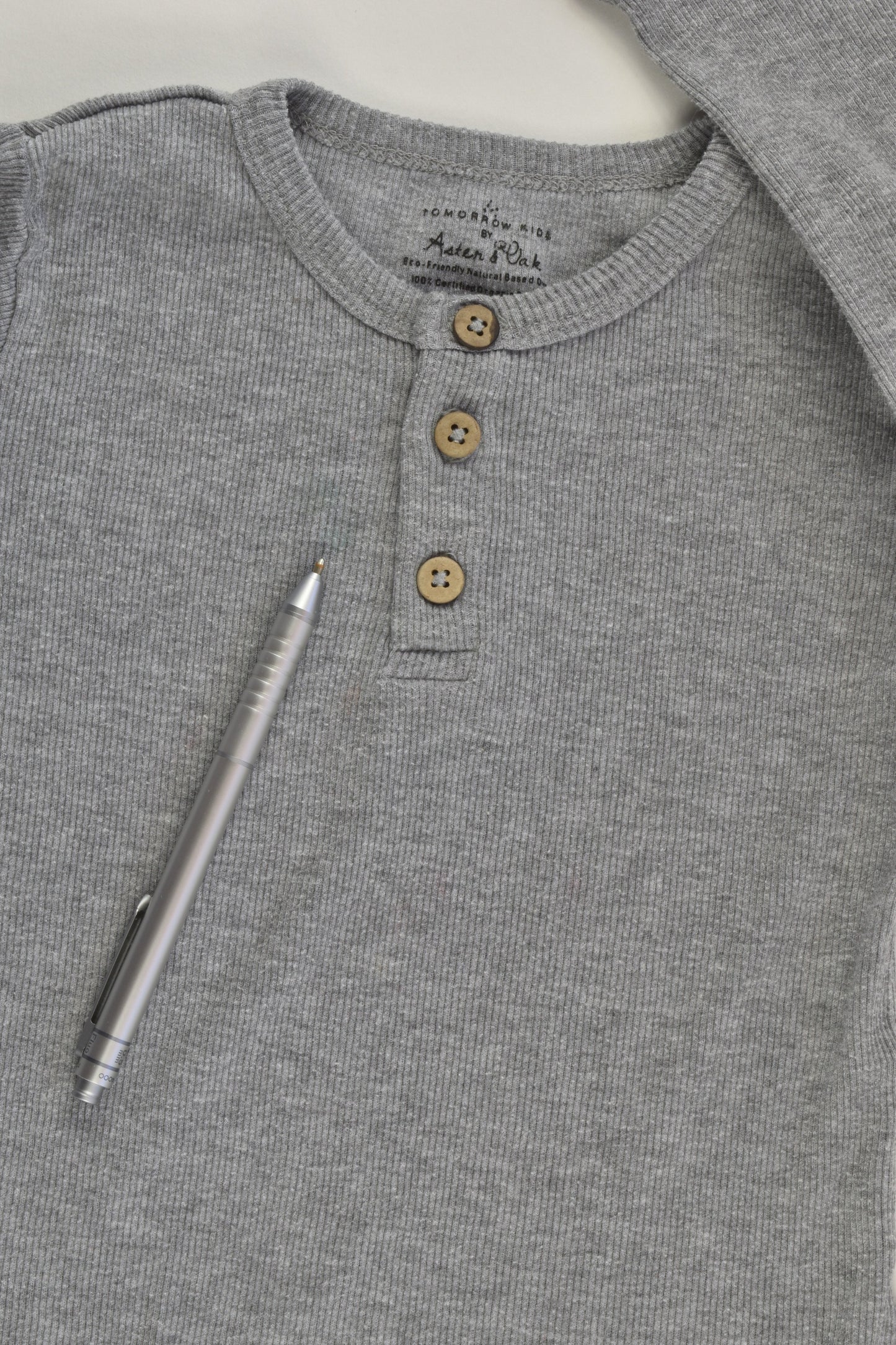 Aster & Oak Organic (AU) Size 2 Grey Henley Top