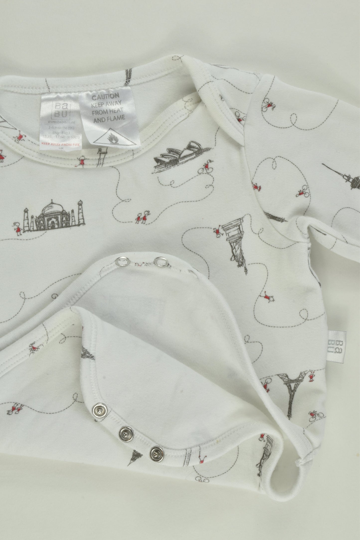 Babu Size 00 (3-6 months) World Cities Bodysuit