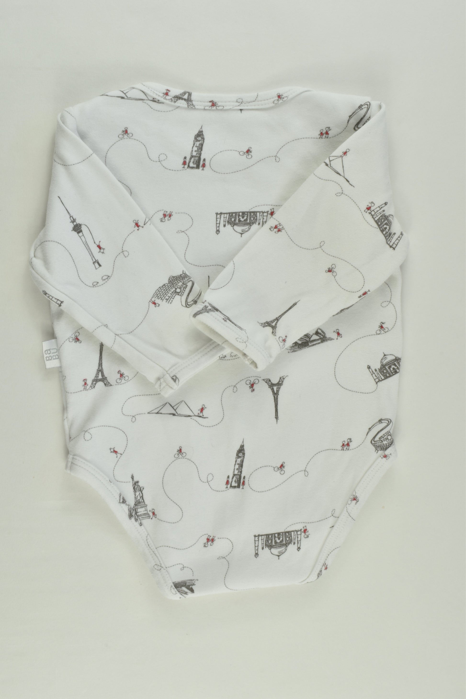 Babu Size 00 (3-6 months) World Cities Bodysuit