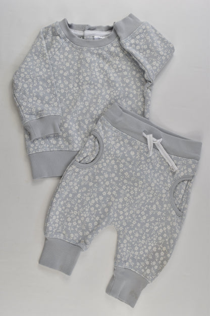 Baby Berry Size 00 (3-6 months) Floral Sweater and Track Pants