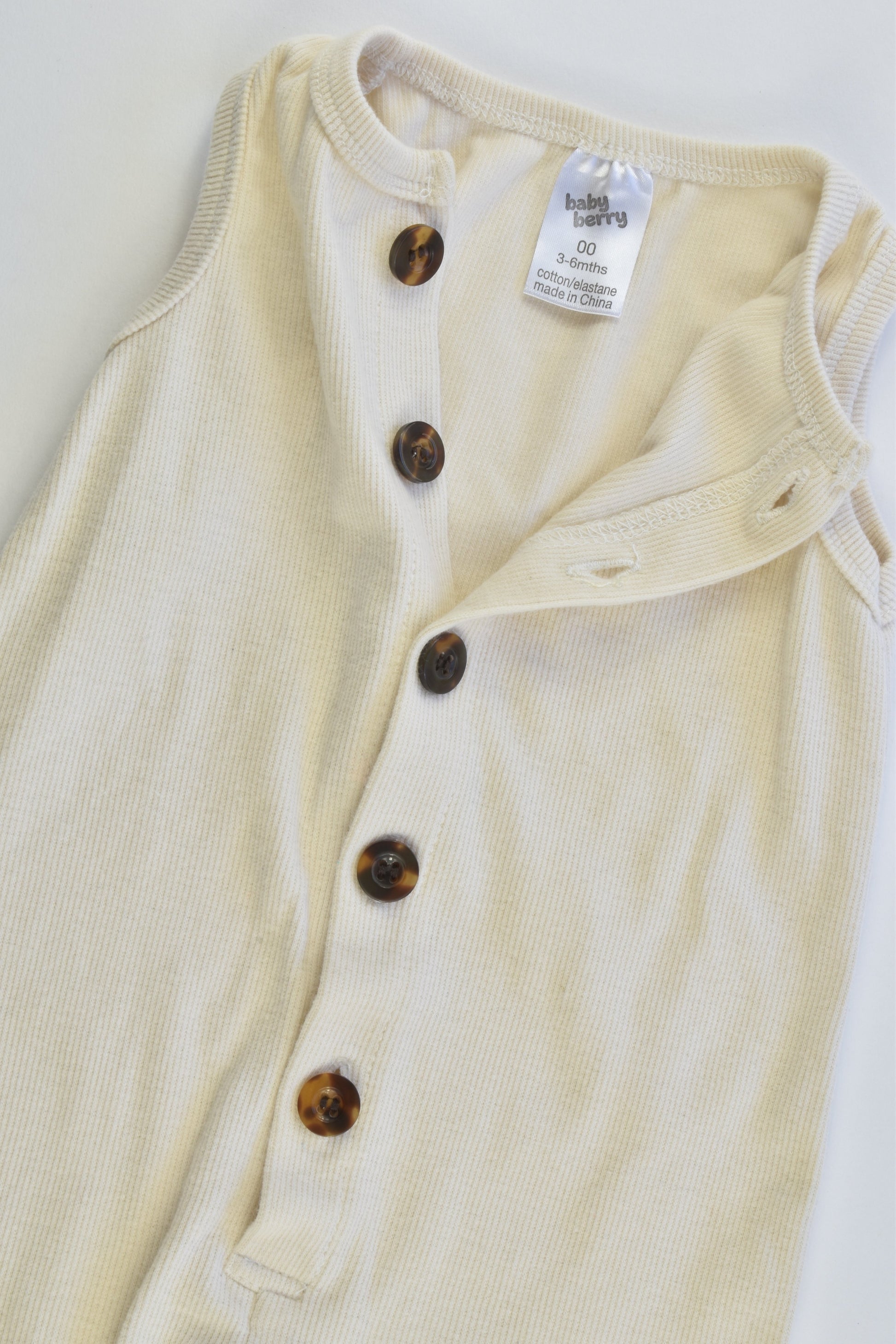 Baby Berry Size 00 (3-6 months) Ribbed Cotton Romper