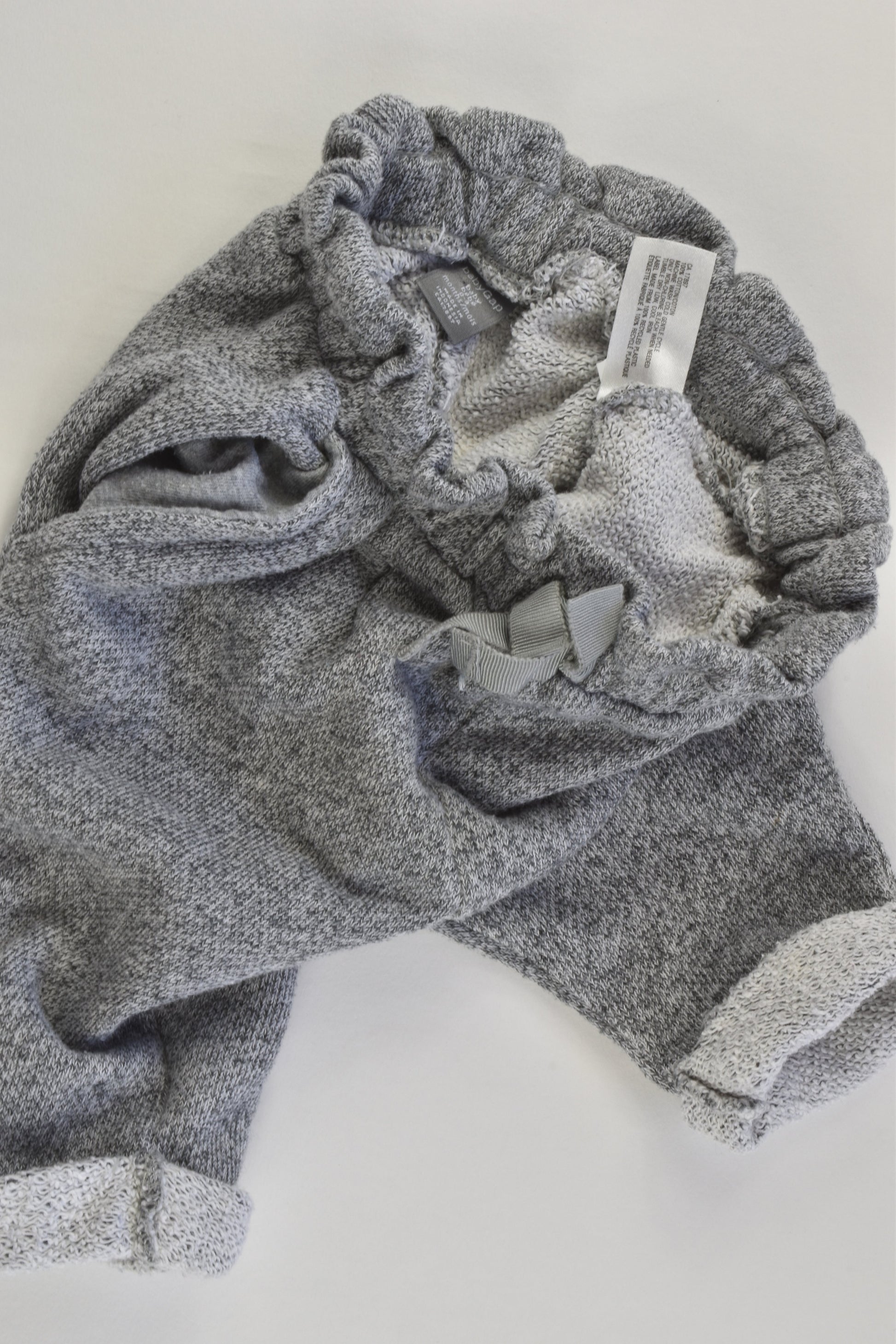 Baby Gap Size 000 (0-3 months) Track Pants