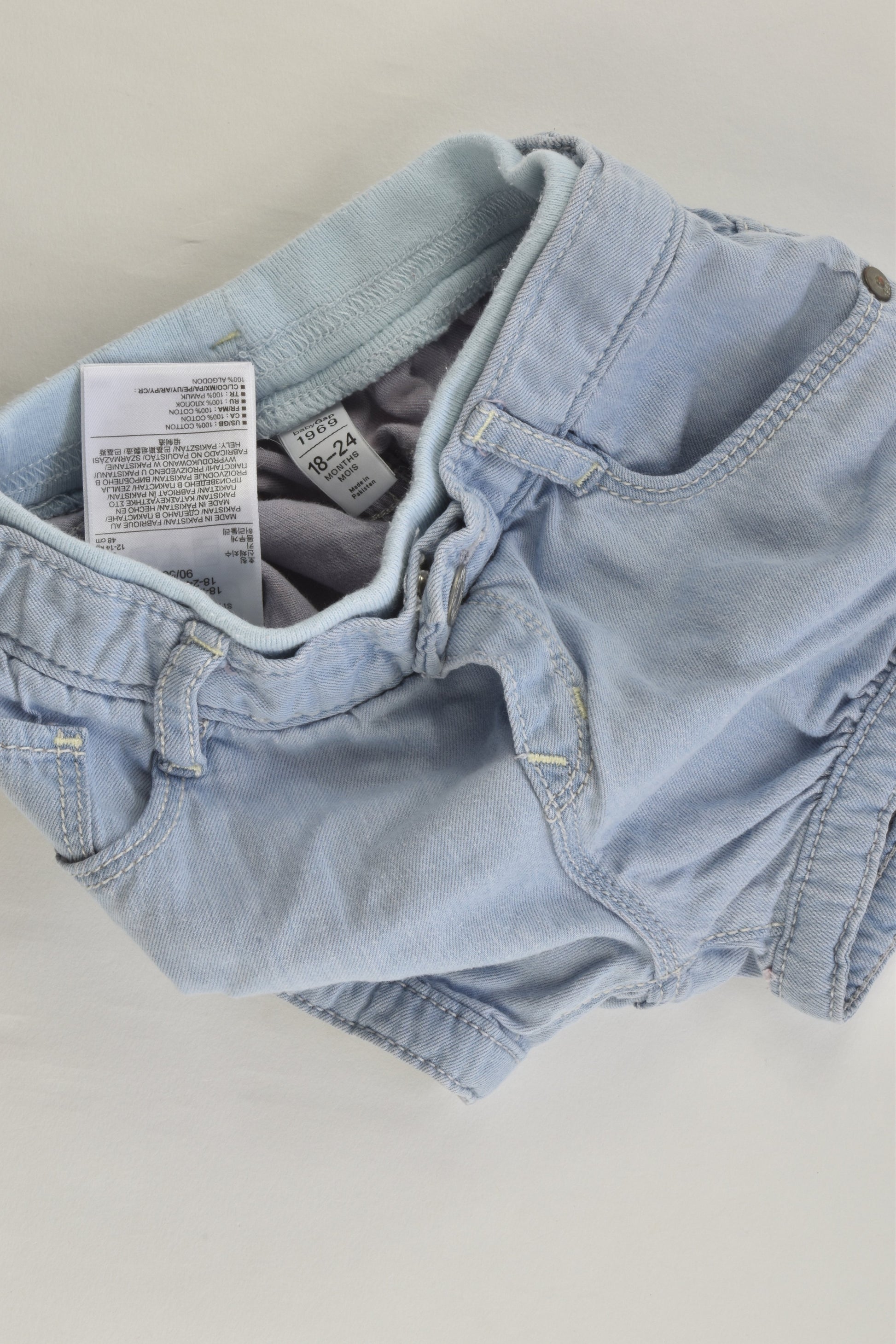 Baby Gap Size 1-2 (18-24 months) Denim Shorts