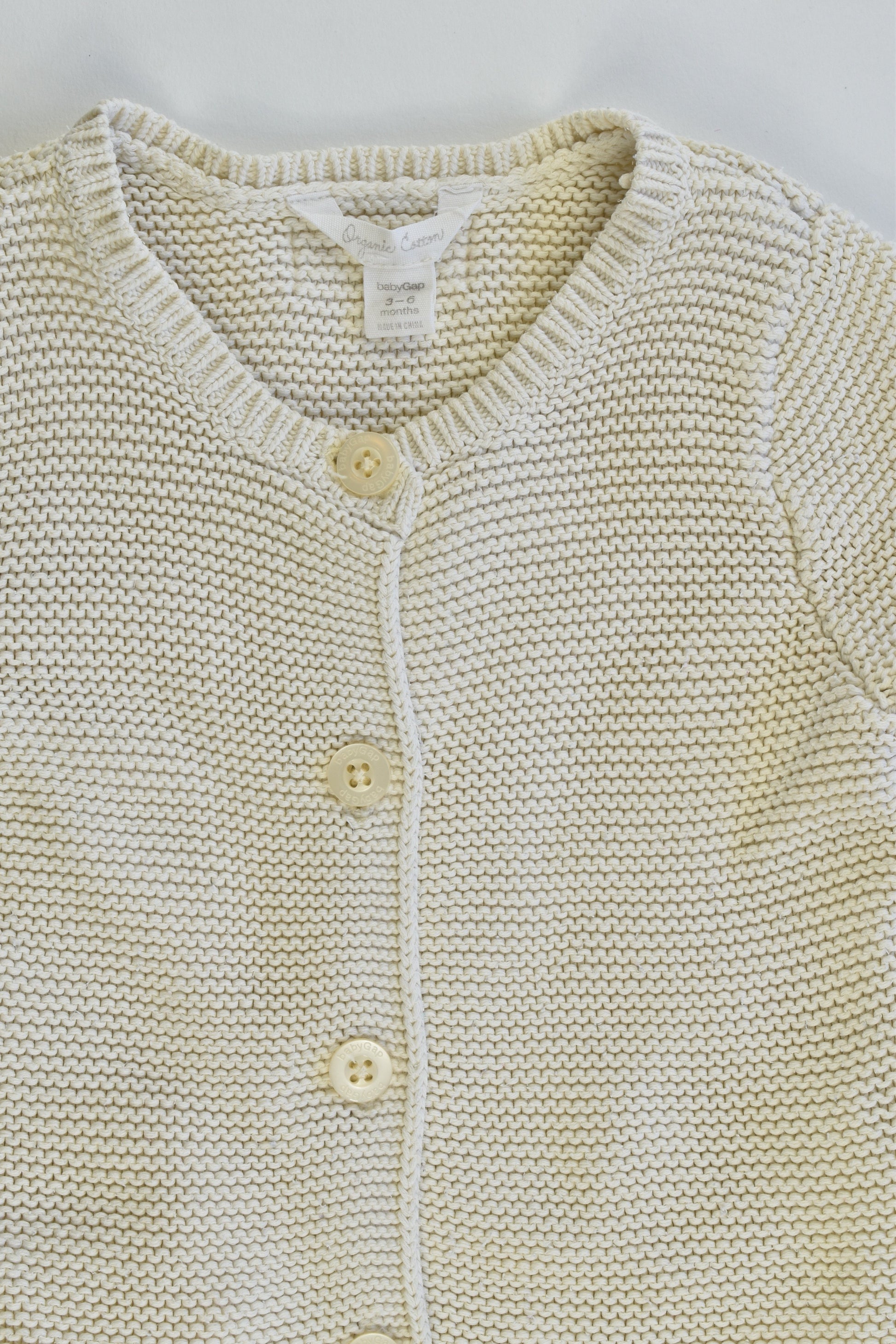 Baby Gap Size 3-6 months (Generous) Organic Cotton Knitted Cardigan