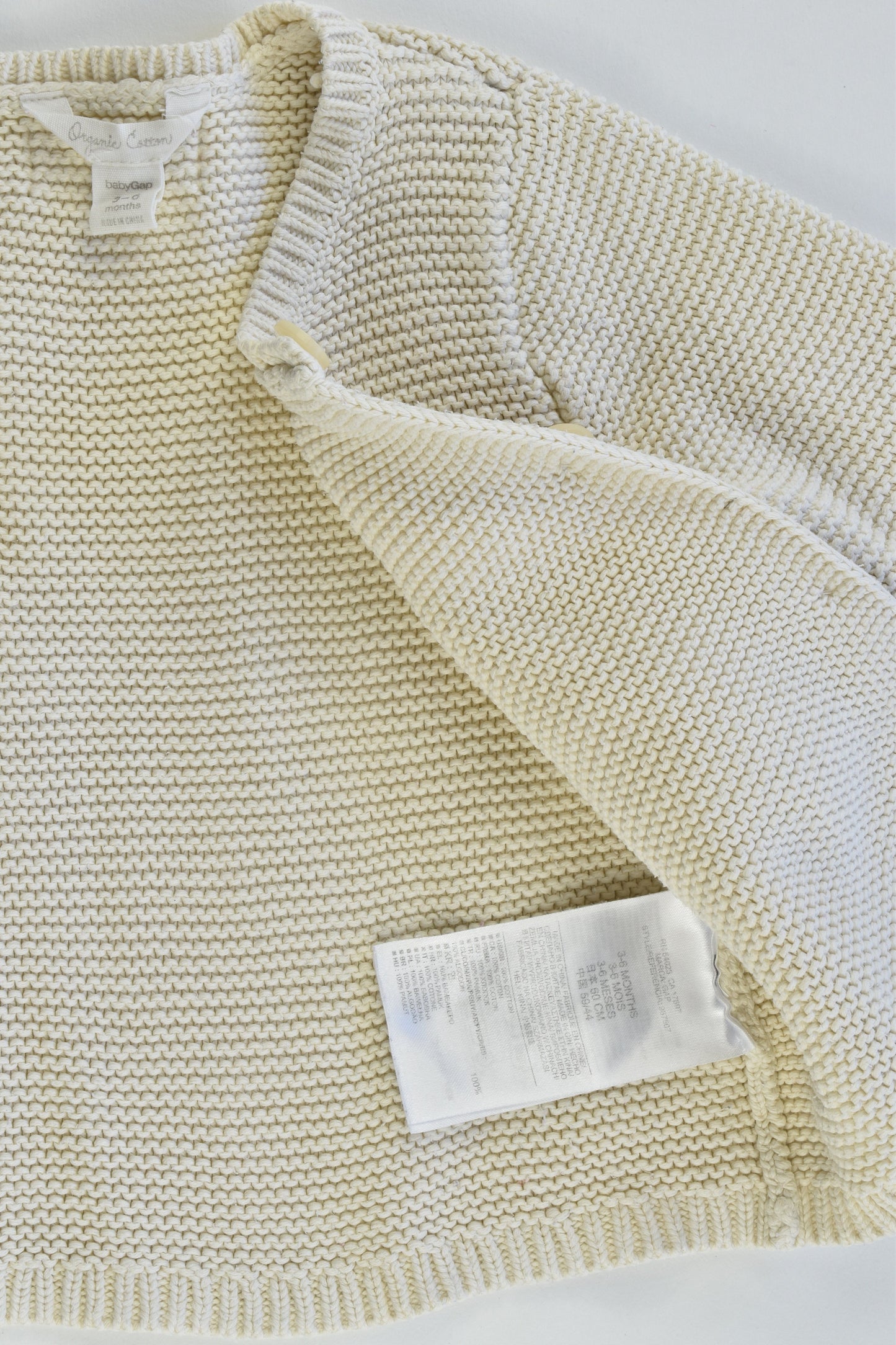 Baby Gap Size 3-6 months (Generous) Organic Cotton Knitted Cardigan