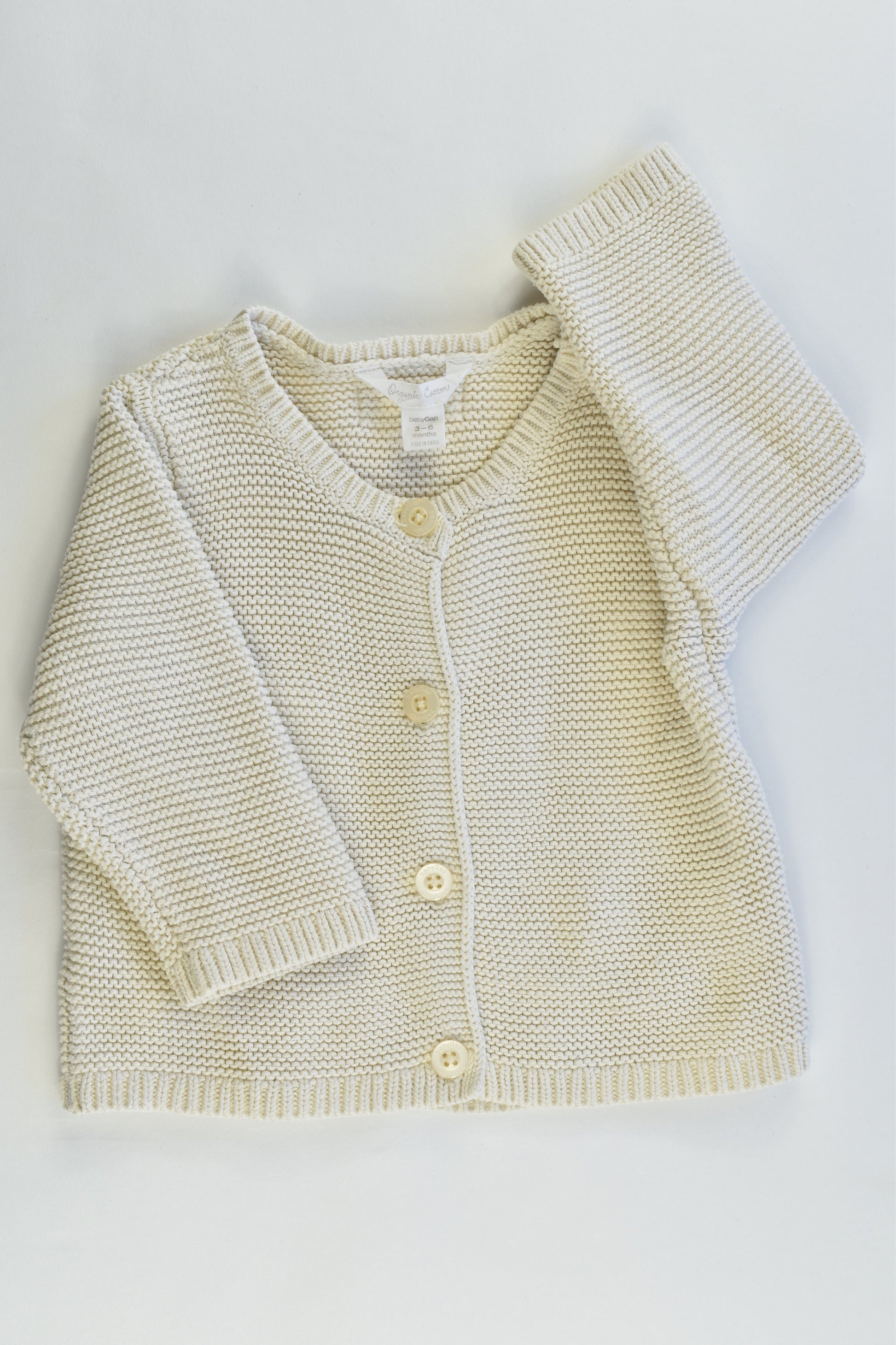 Baby Gap Size 3-6 months (Generous) Organic Cotton Knitted Cardigan