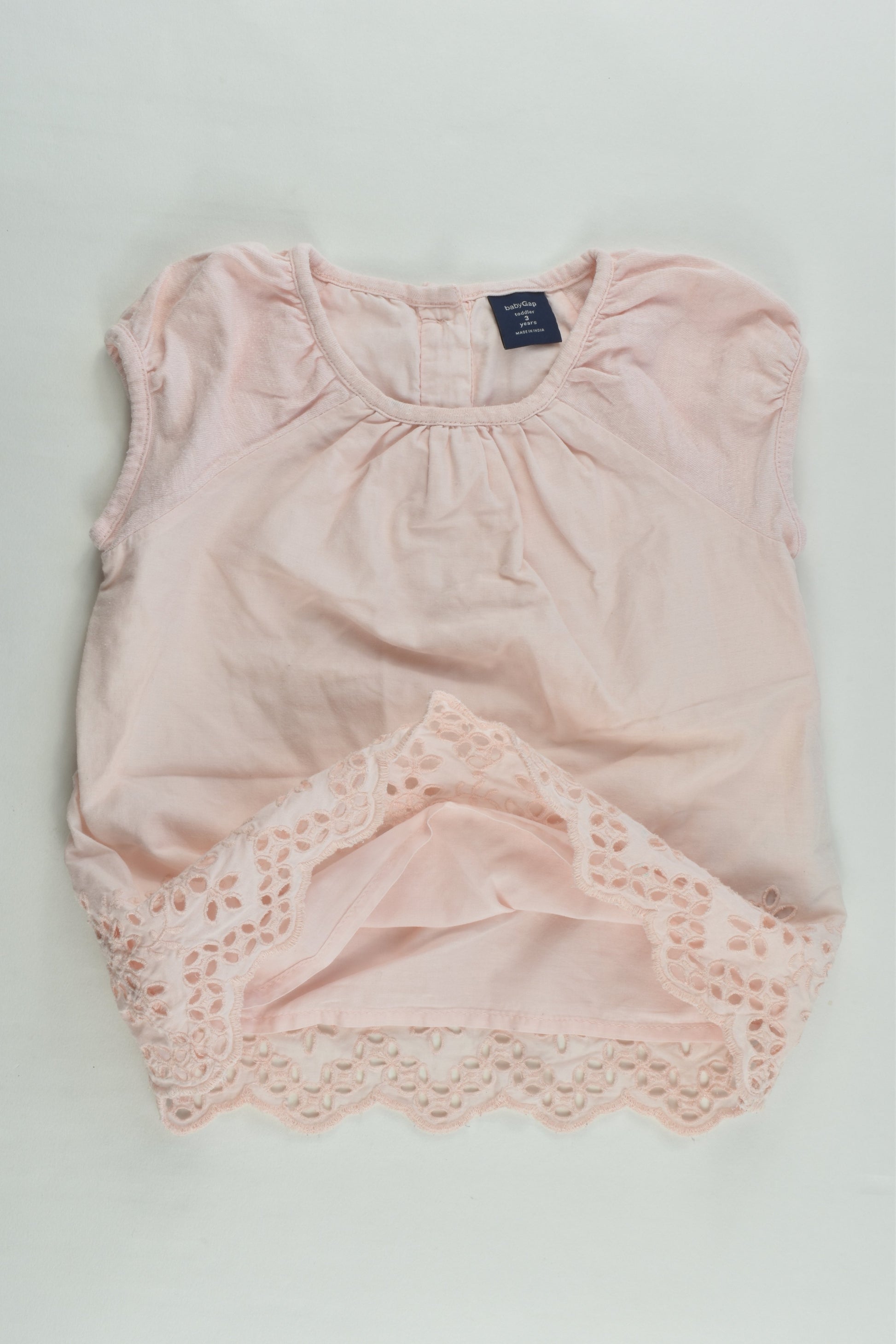 Baby Gap Size 3 Lined Lace Hem T-shirt