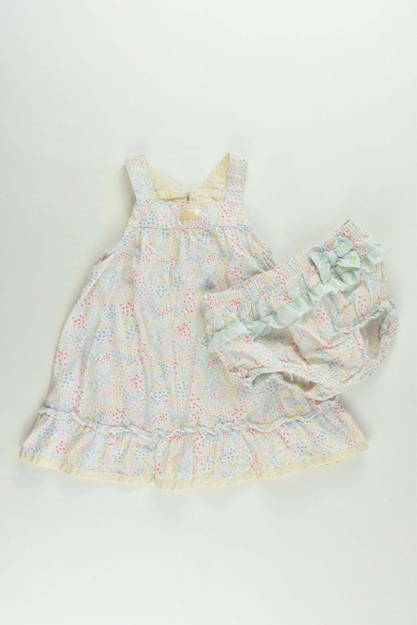 Bébé by Minihaha Size 0-1 Outfit