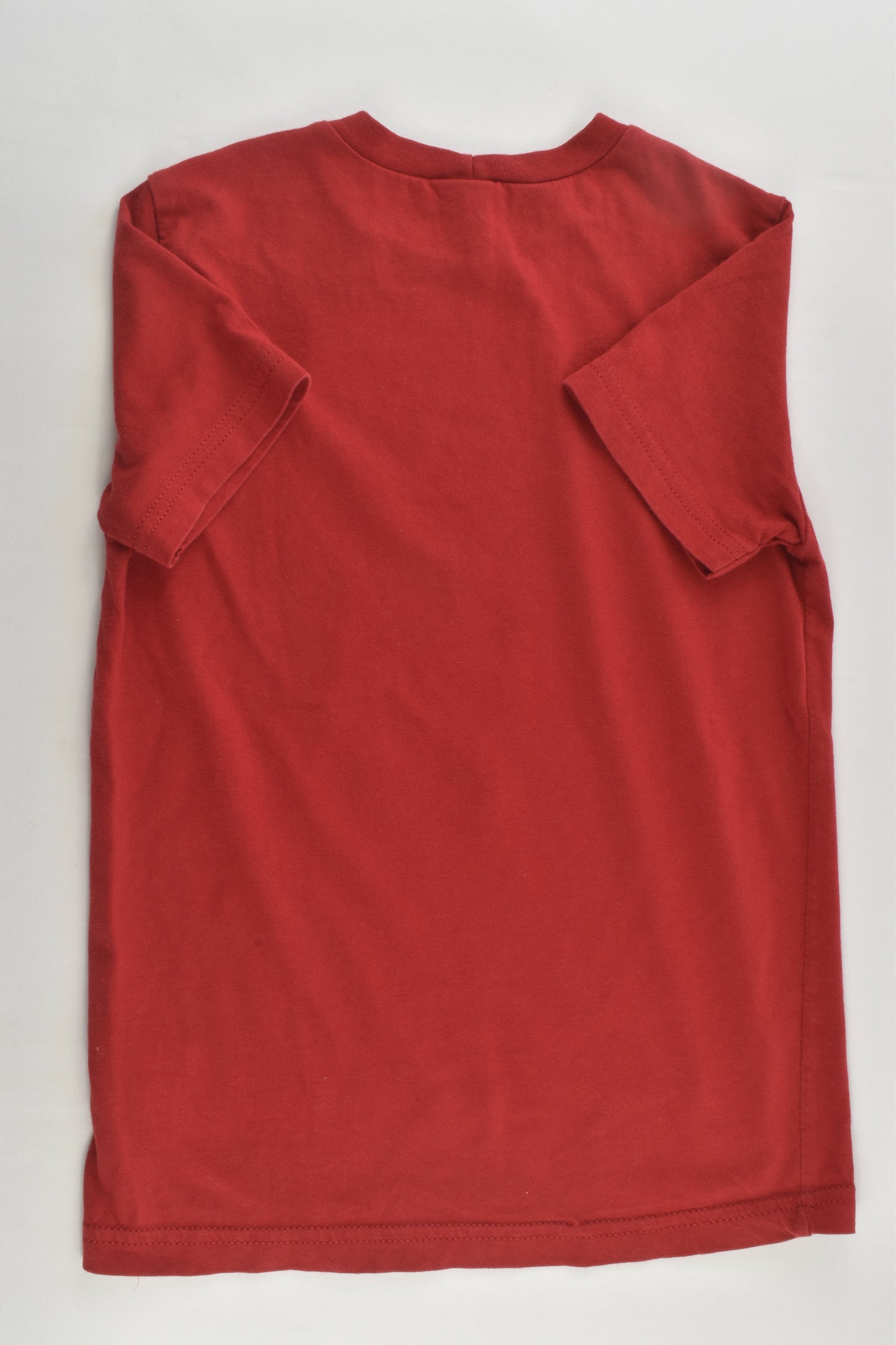 Benetton Size 6-7 'Go' Organic T-shirt